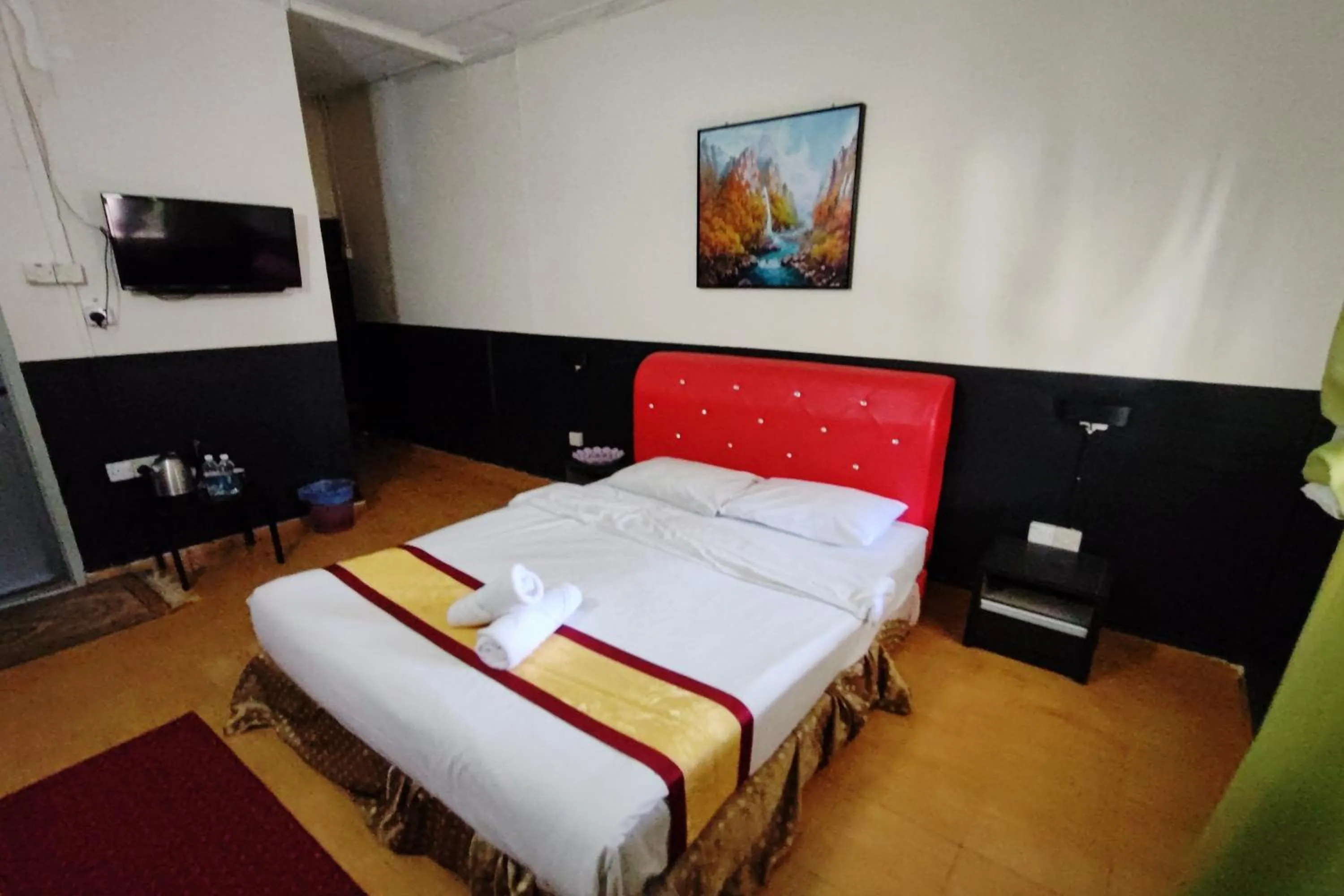 Bedroom, Bed in Green Town Hotels and Resorts