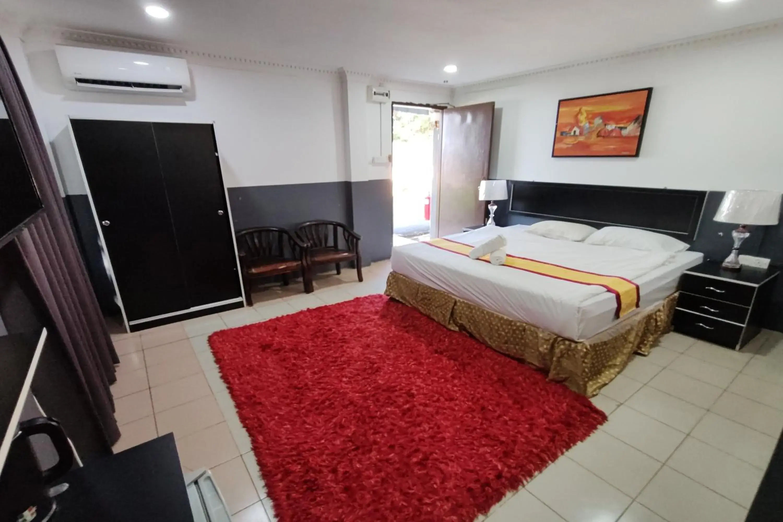 Deluxe Double Room with Sea View in Green Town Hotels and Resorts Deluxe Double Room with Sea View in Green Town Hotels and Resorts