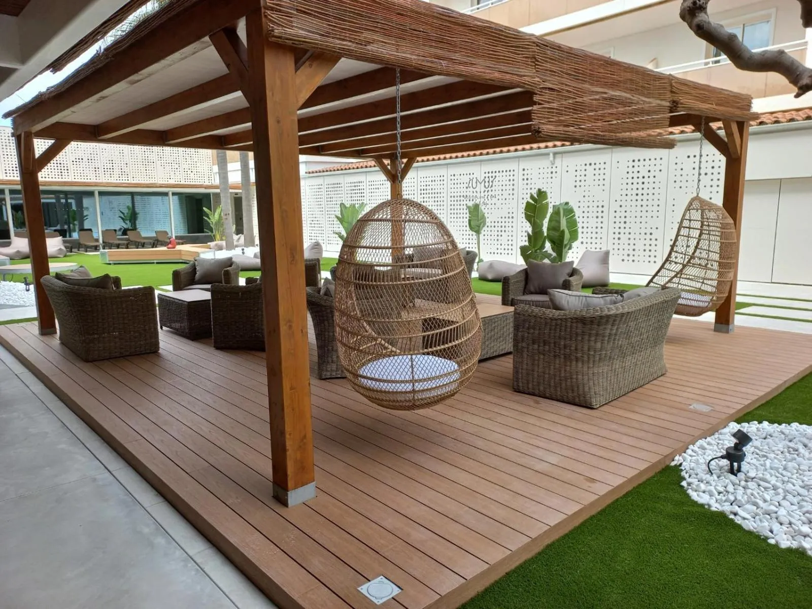 Patio in Sumus Hotel Monteplaya & SPA 4Sup - Adults Only