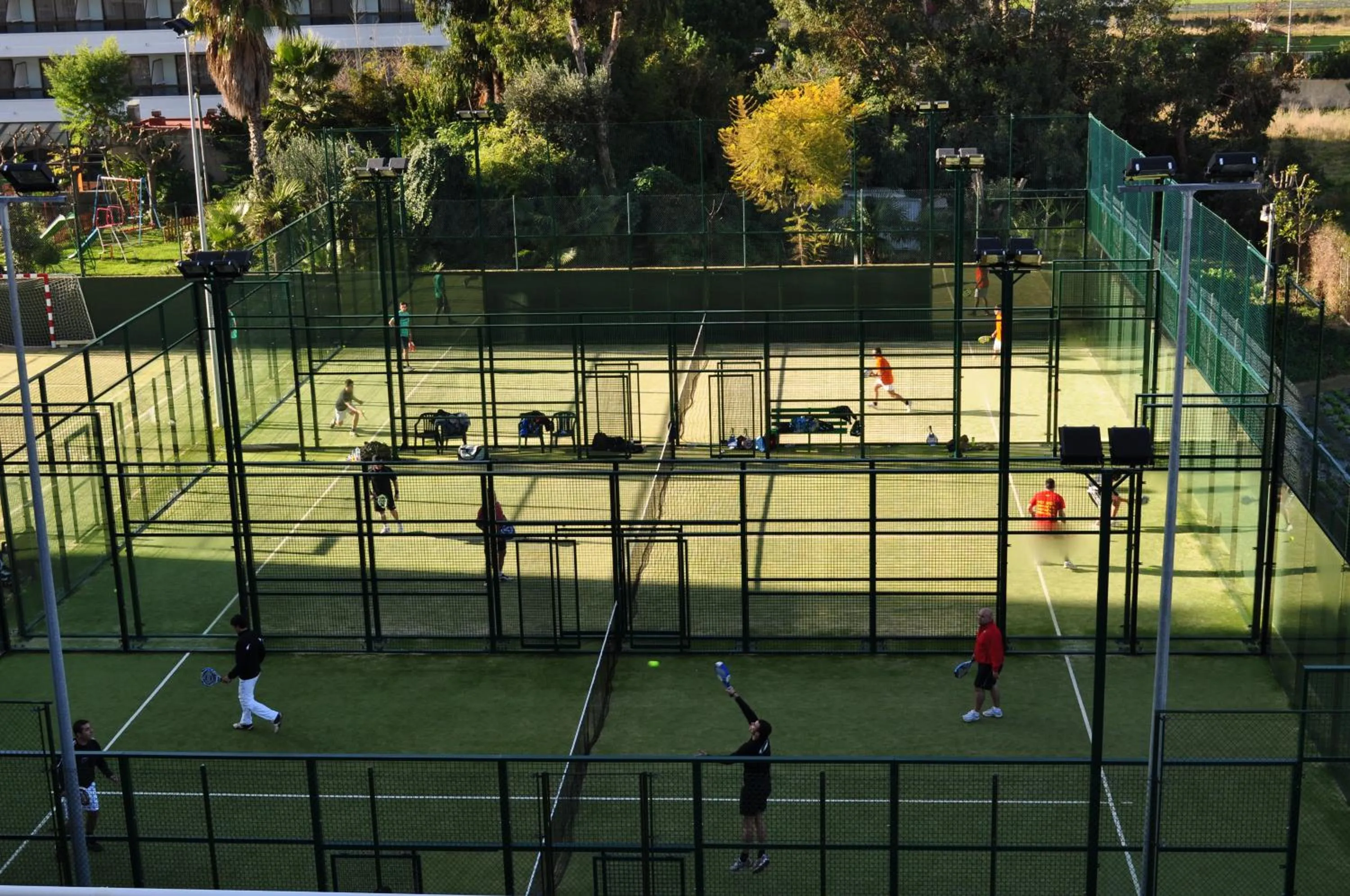 Tennis court in Sumus Hotel Monteplaya & SPA 4Sup - Adults Only