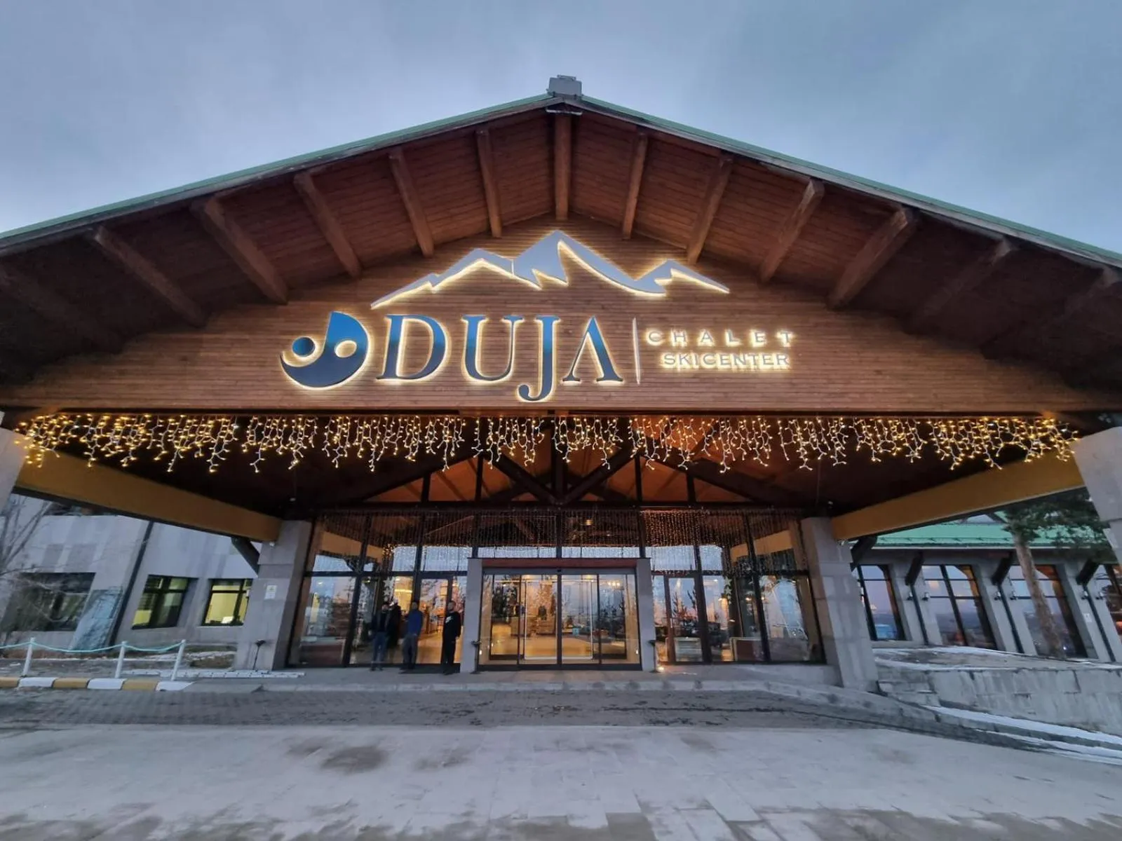 Facade/entrance in Duja Chalet Ski Center
