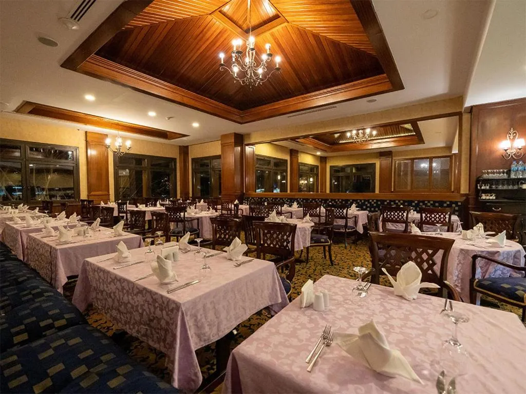 Dining area in Duja Chalet Ski Center
