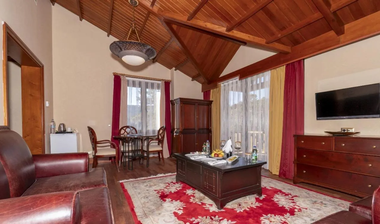 Dining area in Duja Chalet Ski Center