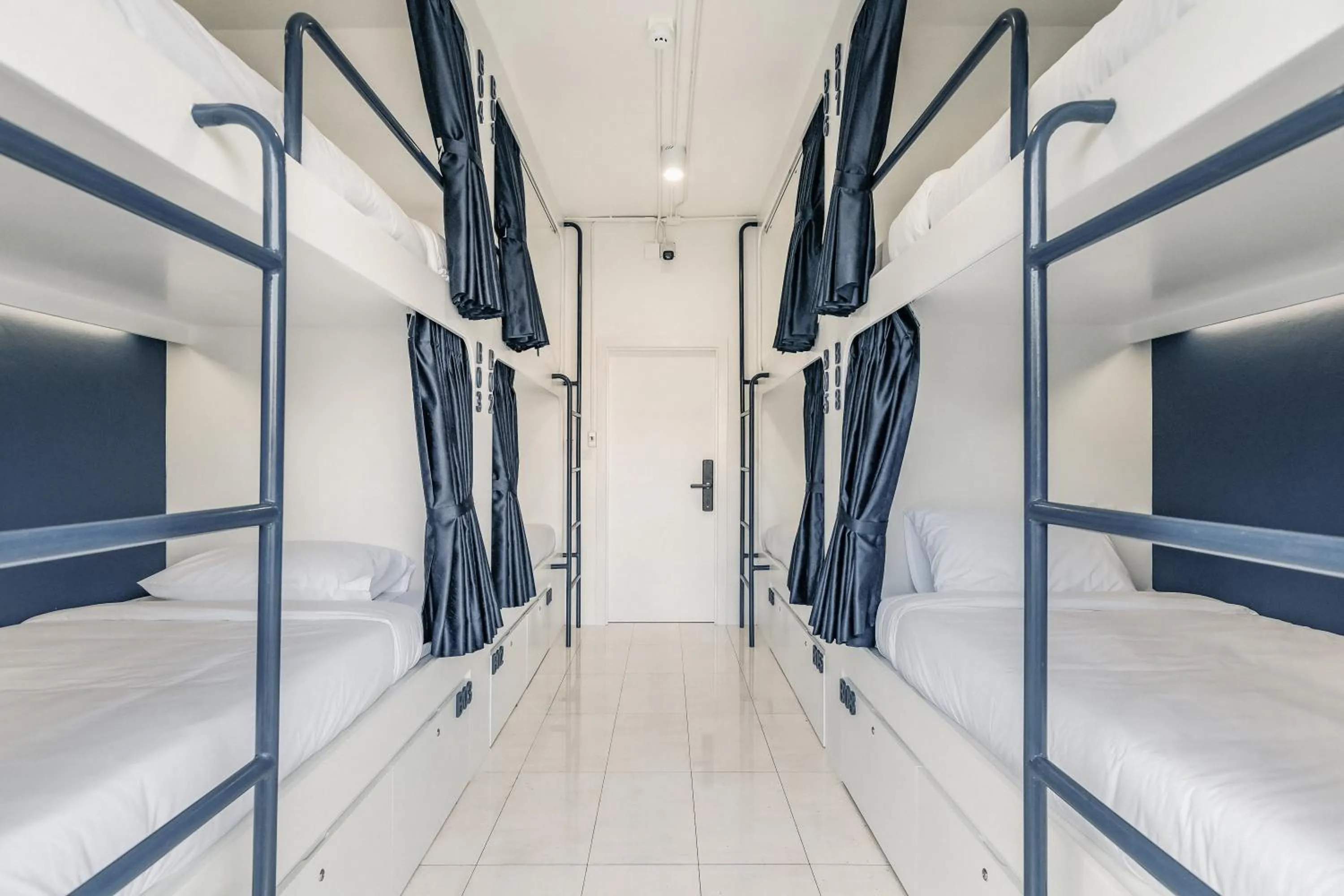 Bed in Shapel Hostel and Cafe