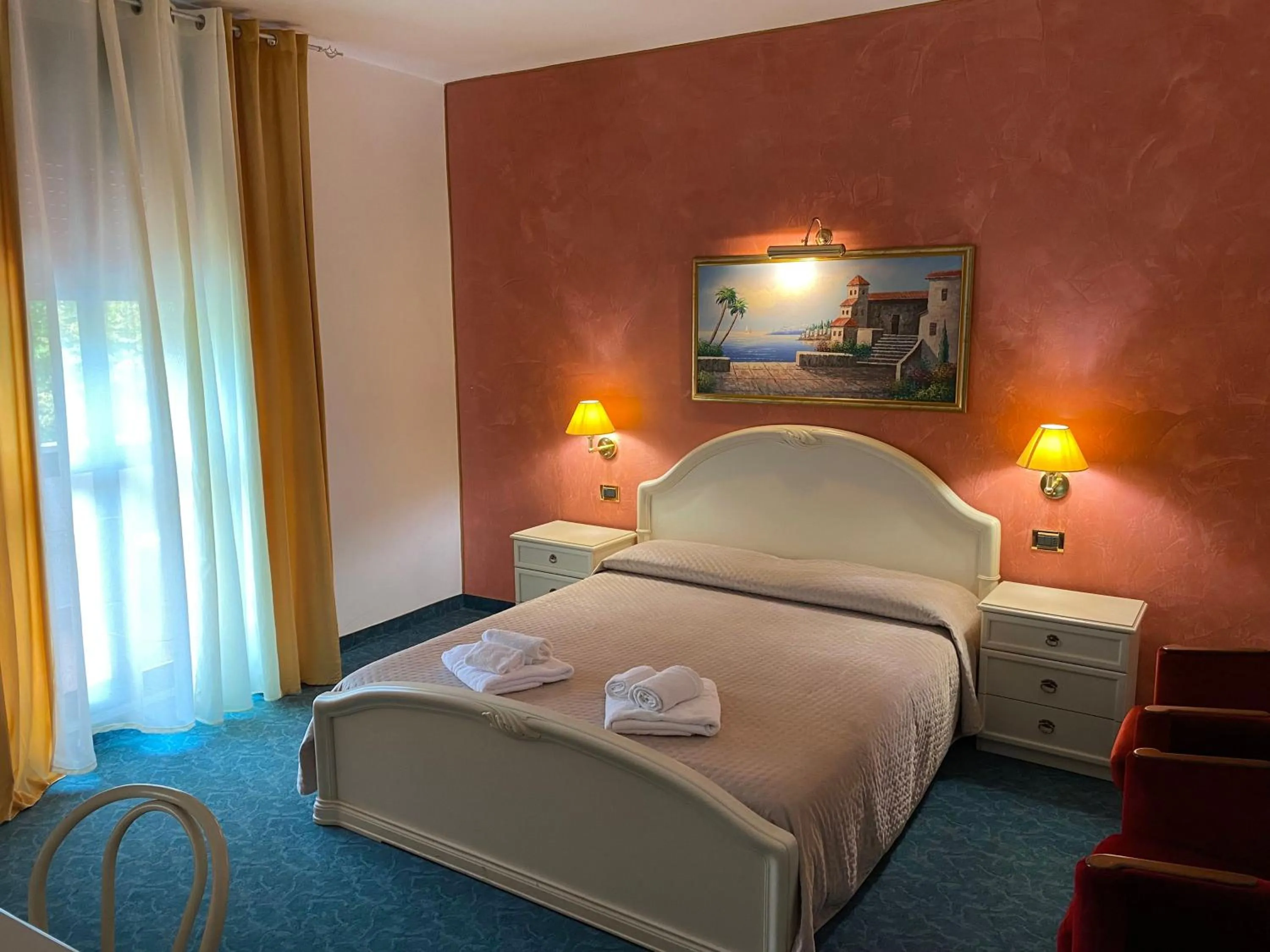 Photo of the whole room, Bed in Hotel Rey's