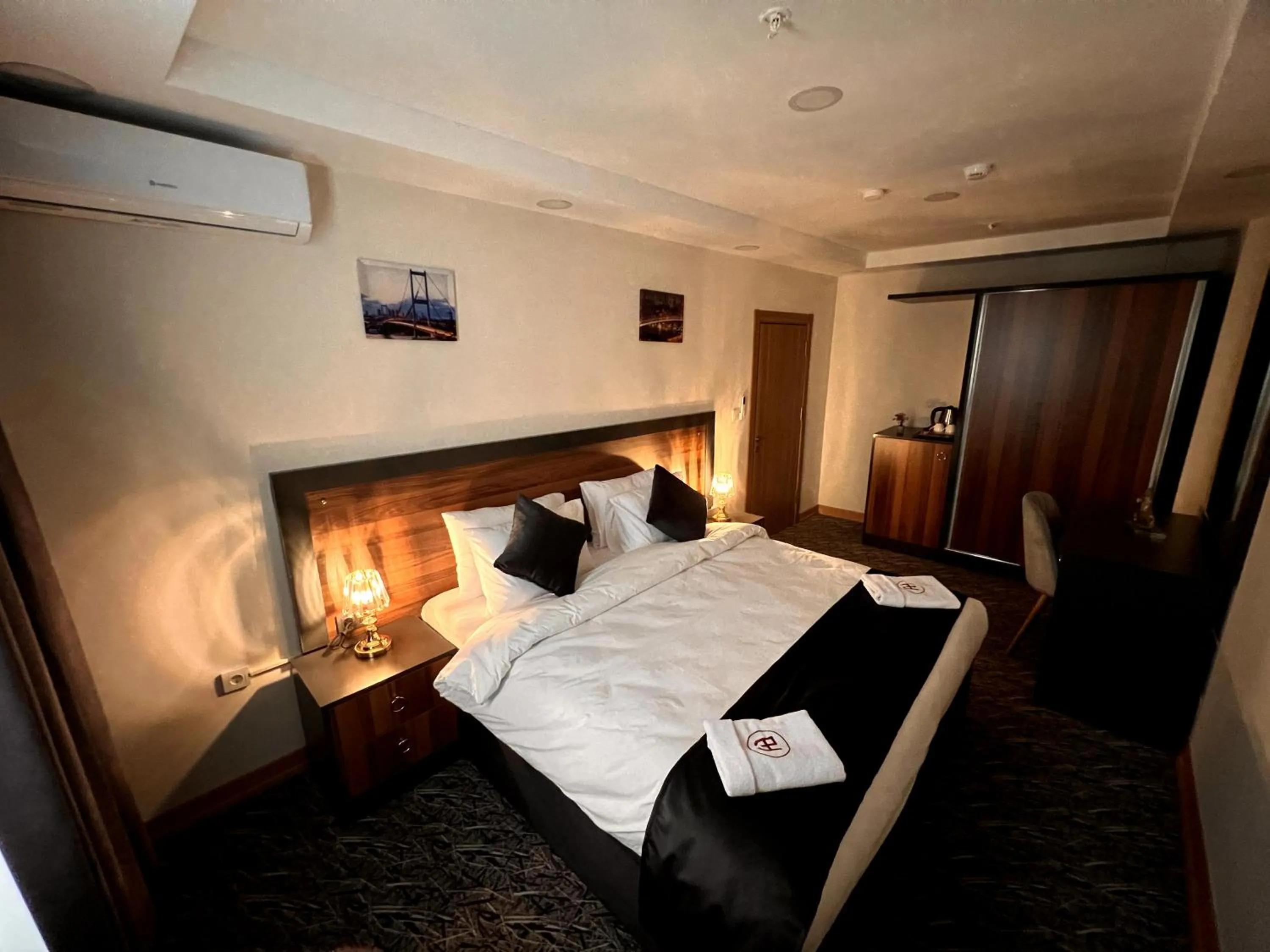 Bed in El Emin İstanbul Hotel