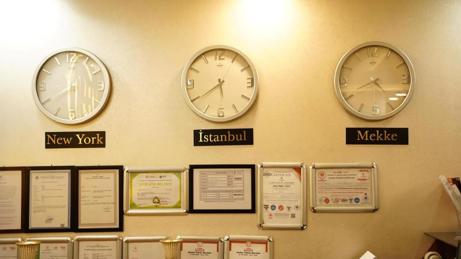 Certificate/Award in El Emin İstanbul Hotel