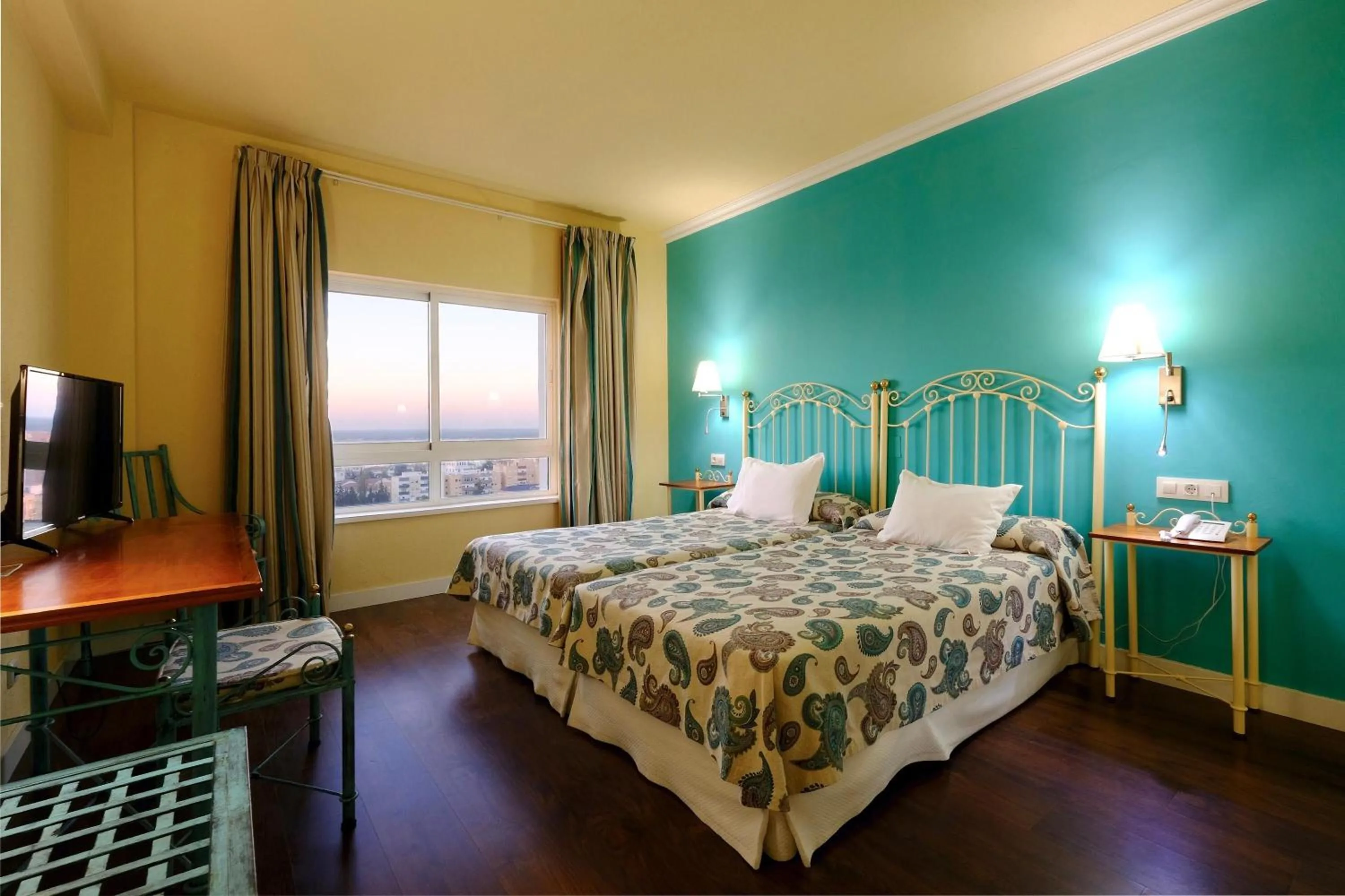 Bed in Hotel Guadalquivir