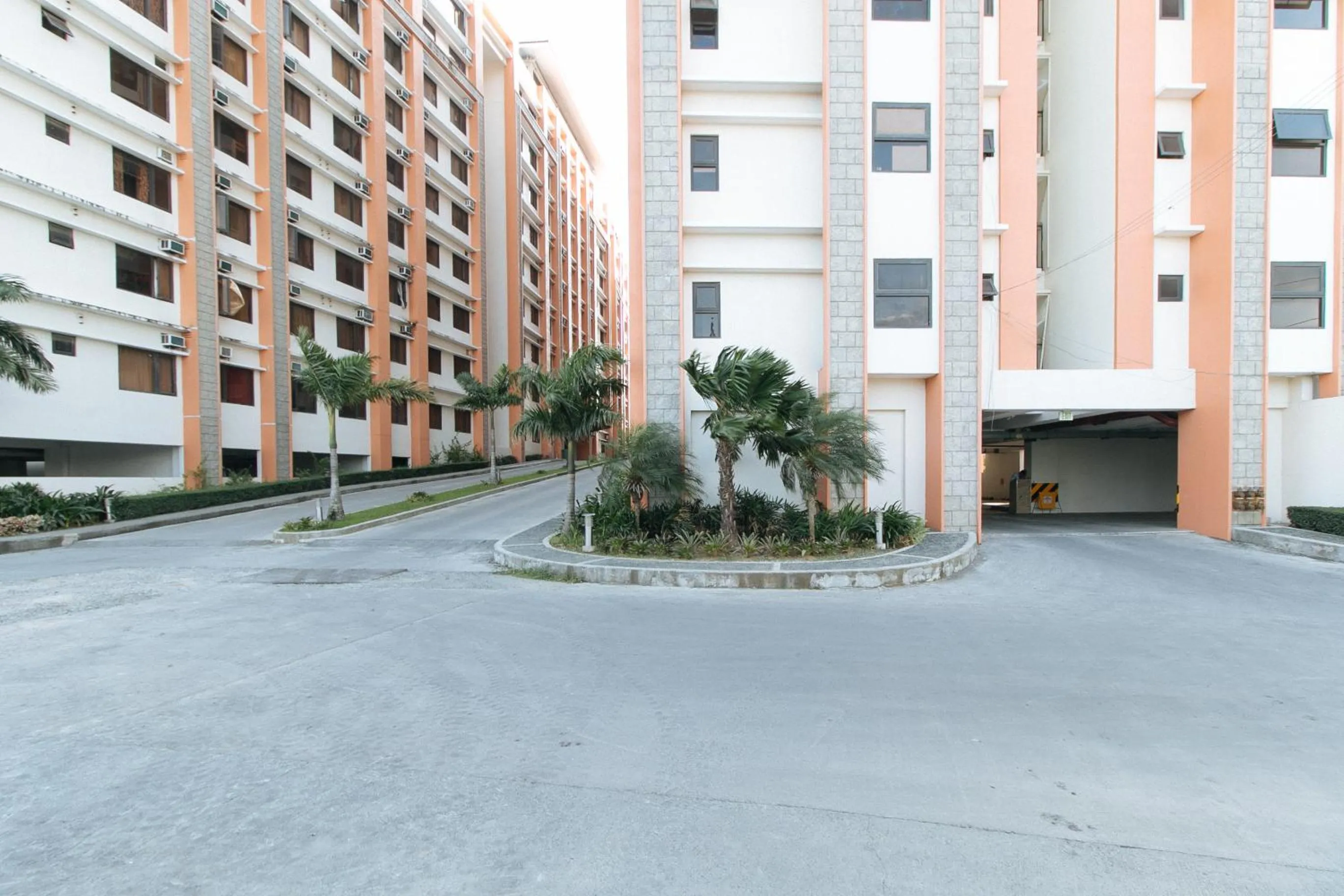 Property building in RedDoorz Plus @ Cuarto Verde Staycation