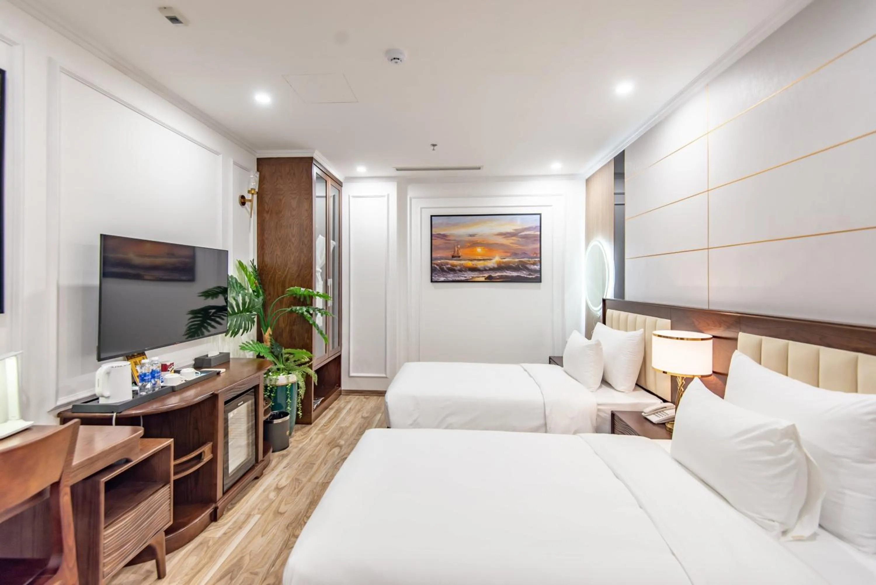 Bed in Reyna Luxury Hotel