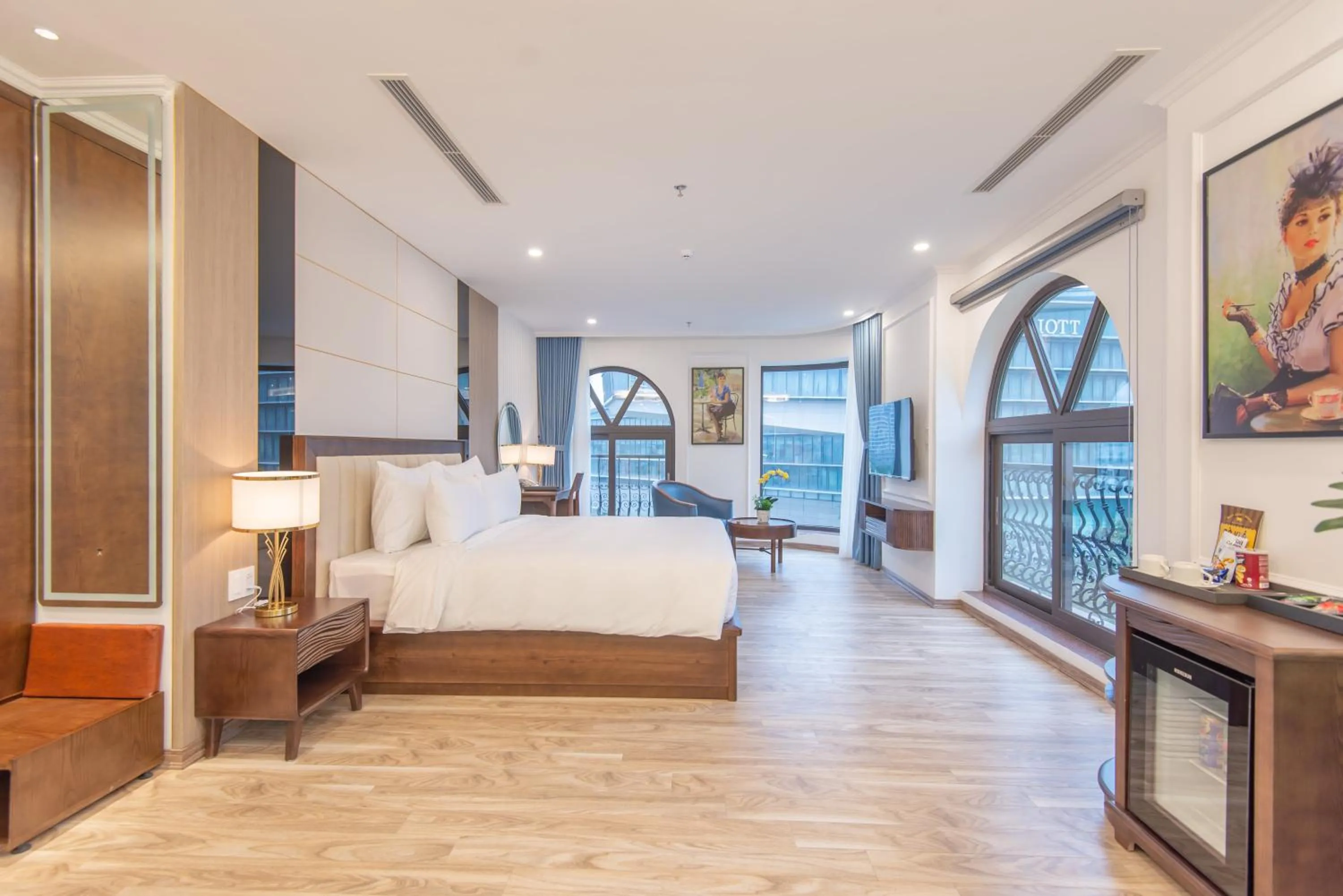 Bed in Reyna Luxury Hotel