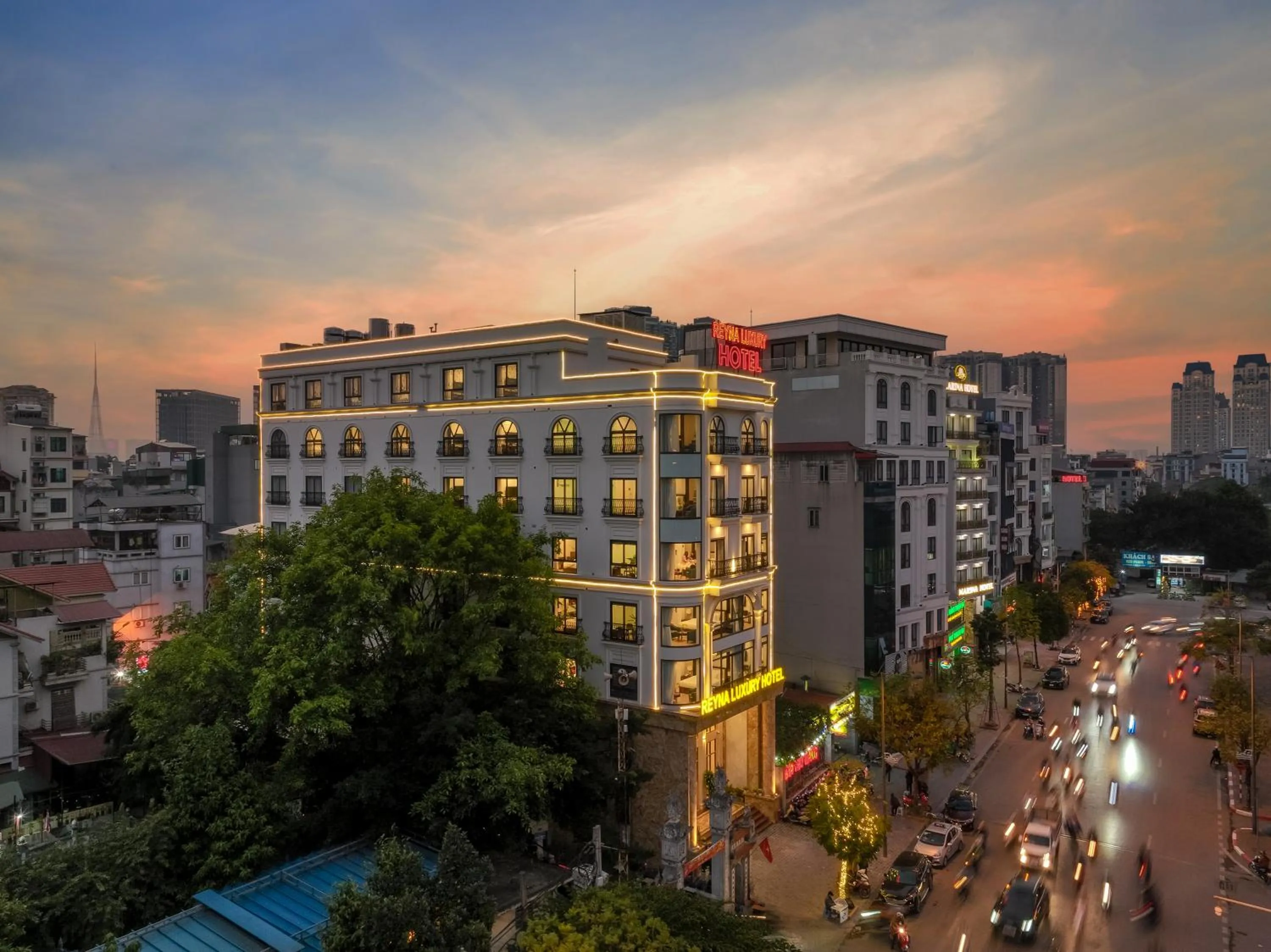 Property building in Reyna Luxury Hotel