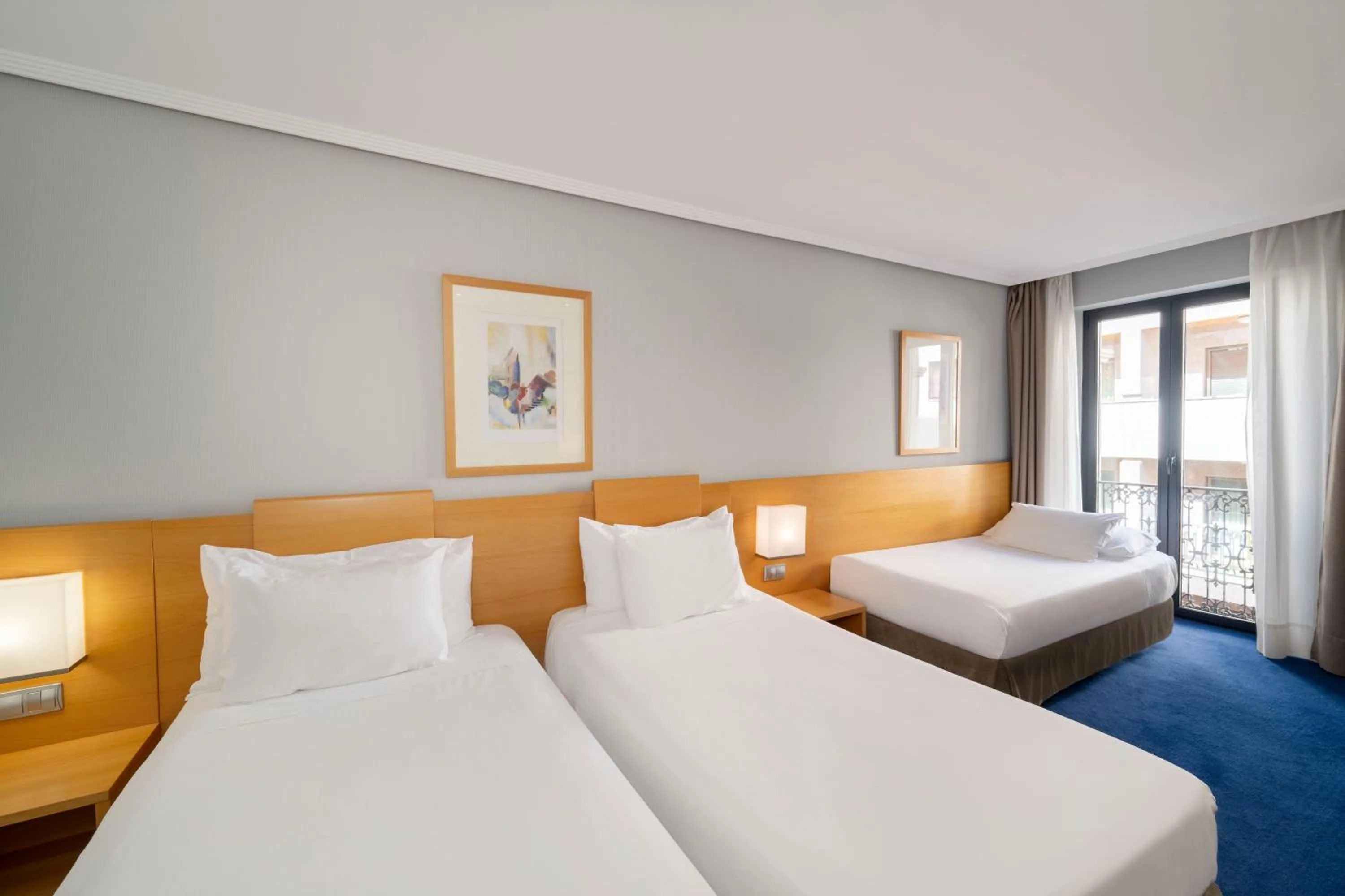 Photo of the whole room, Bed in Eurostars Rey Alfonso X