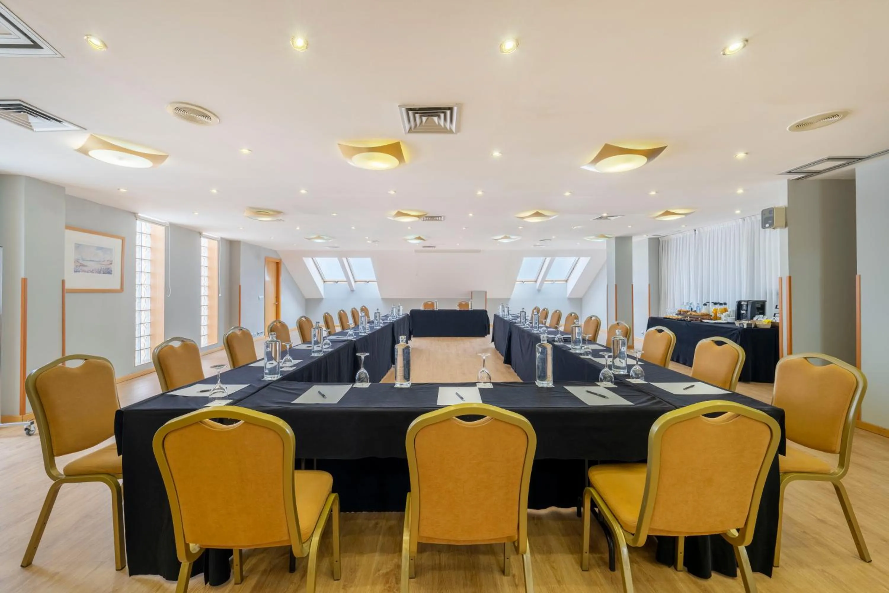 Meeting/conference room in Eurostars Rey Alfonso X