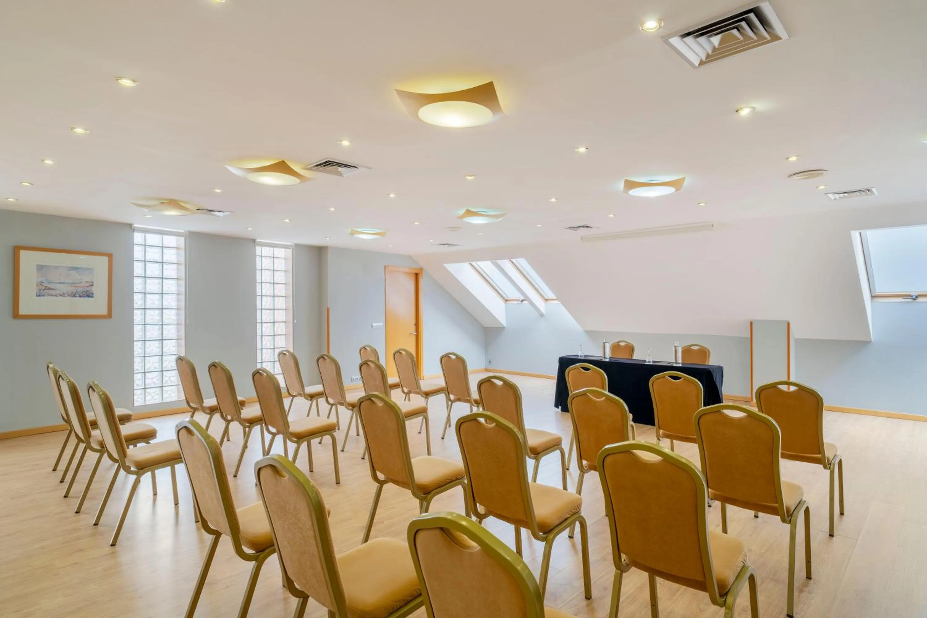 Meeting/conference room in Eurostars Rey Alfonso X