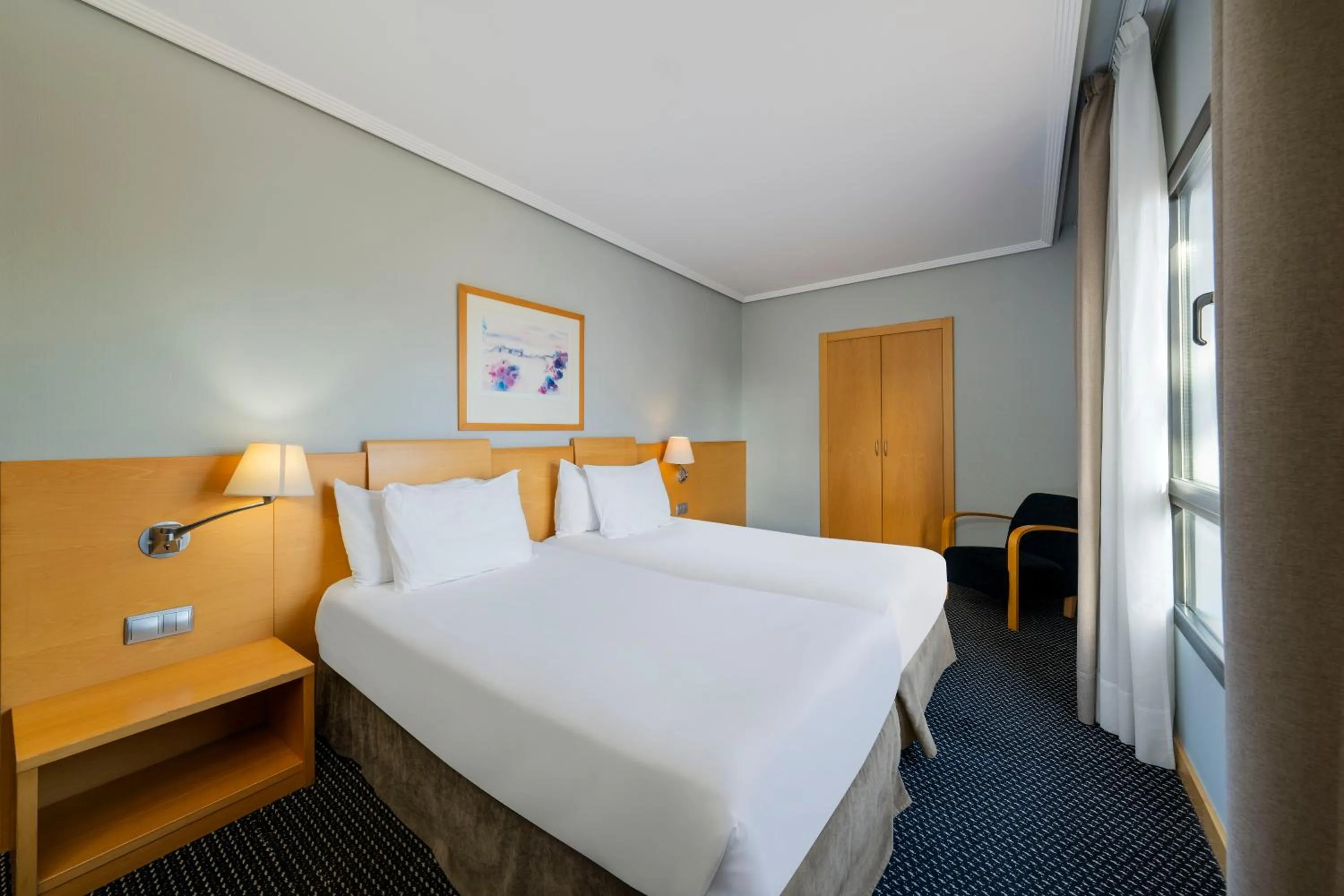 Photo of the whole room, Bed in Eurostars Rey Alfonso X