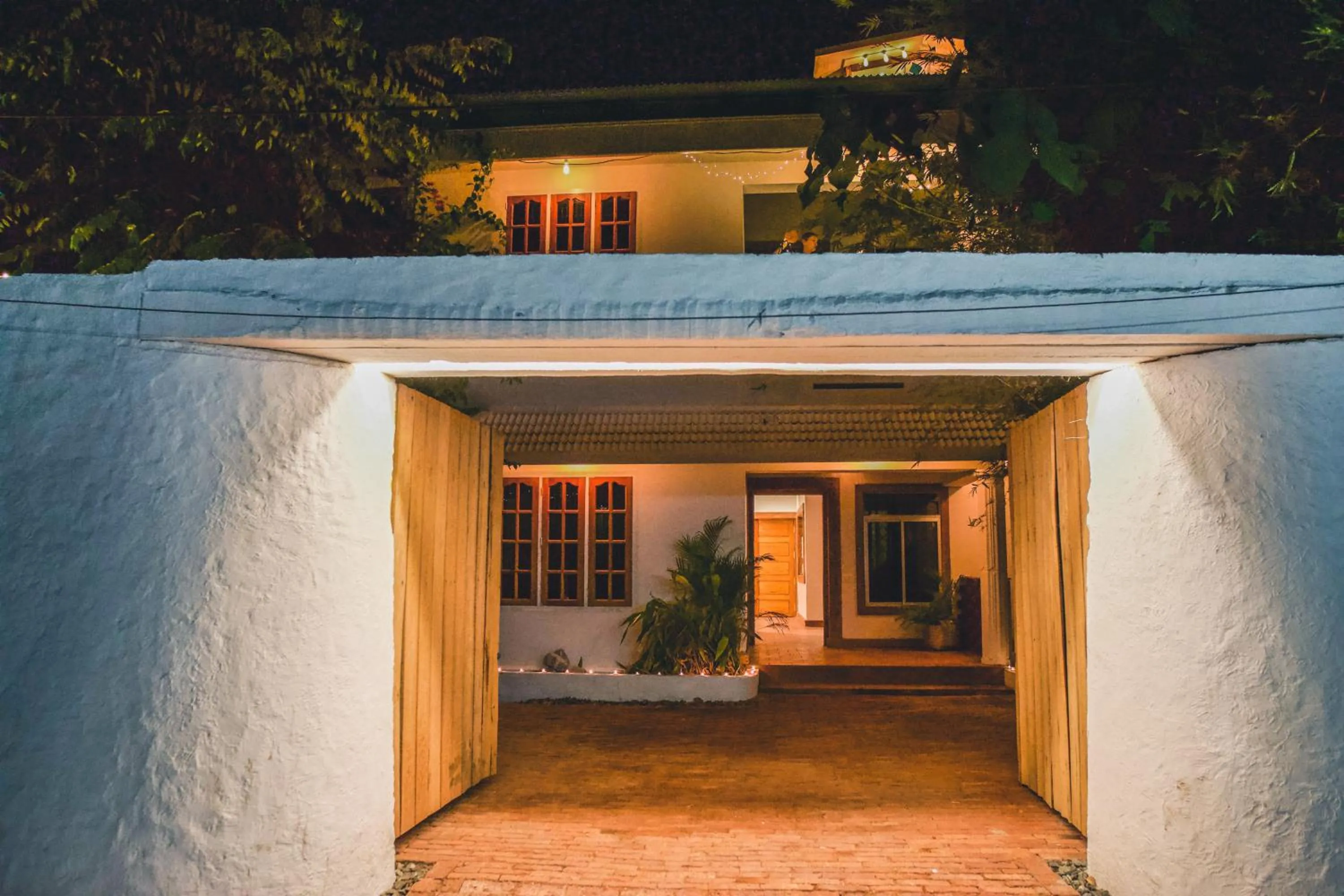 Property building in Boho's Hotel