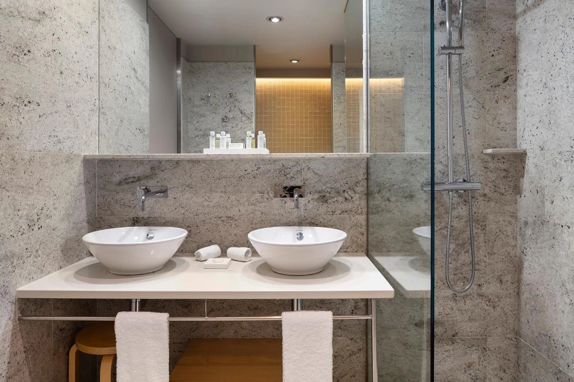 Shower in The Artist Grand Hotel of Art