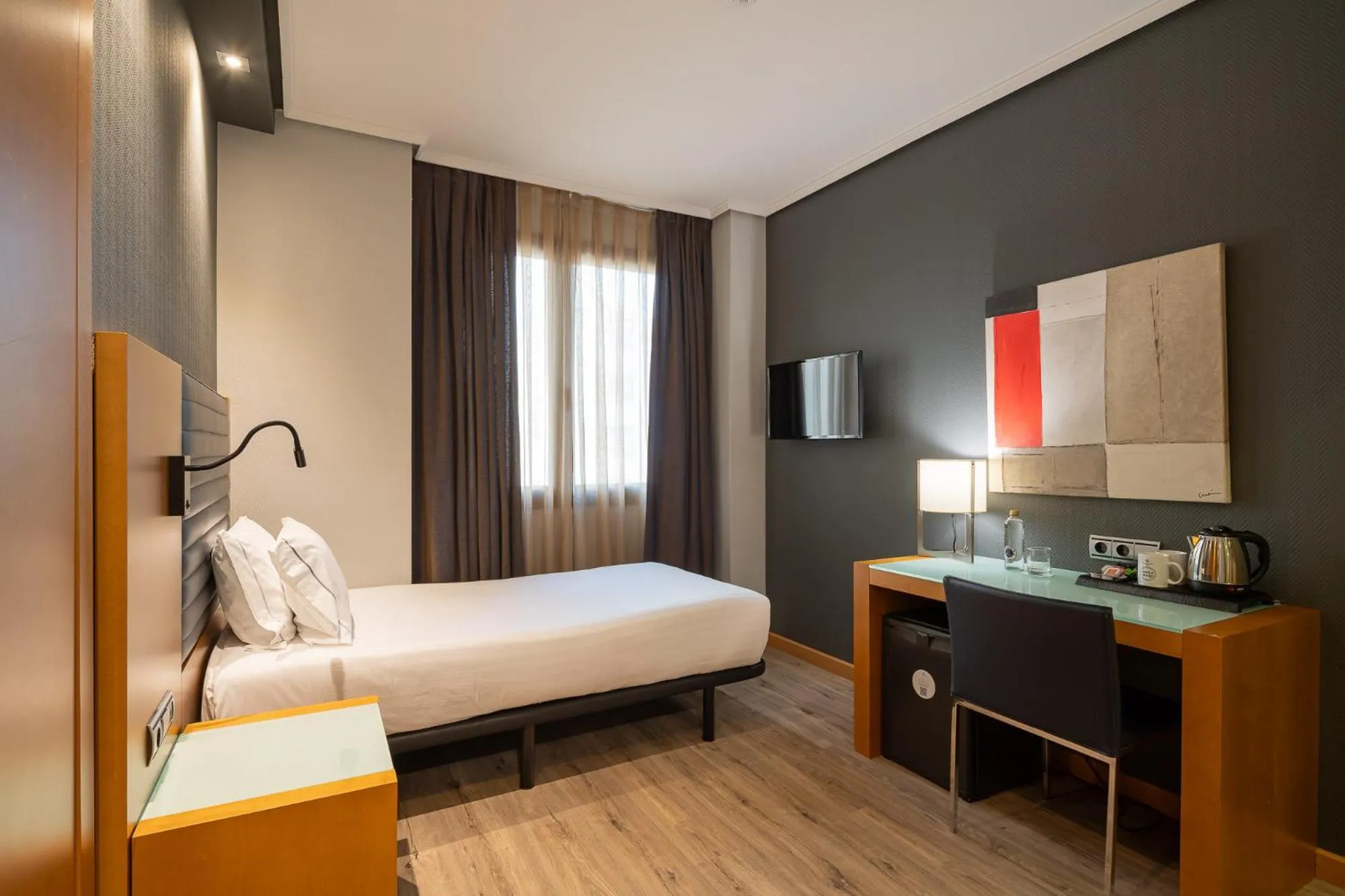 Bed in Hotel Indautxu