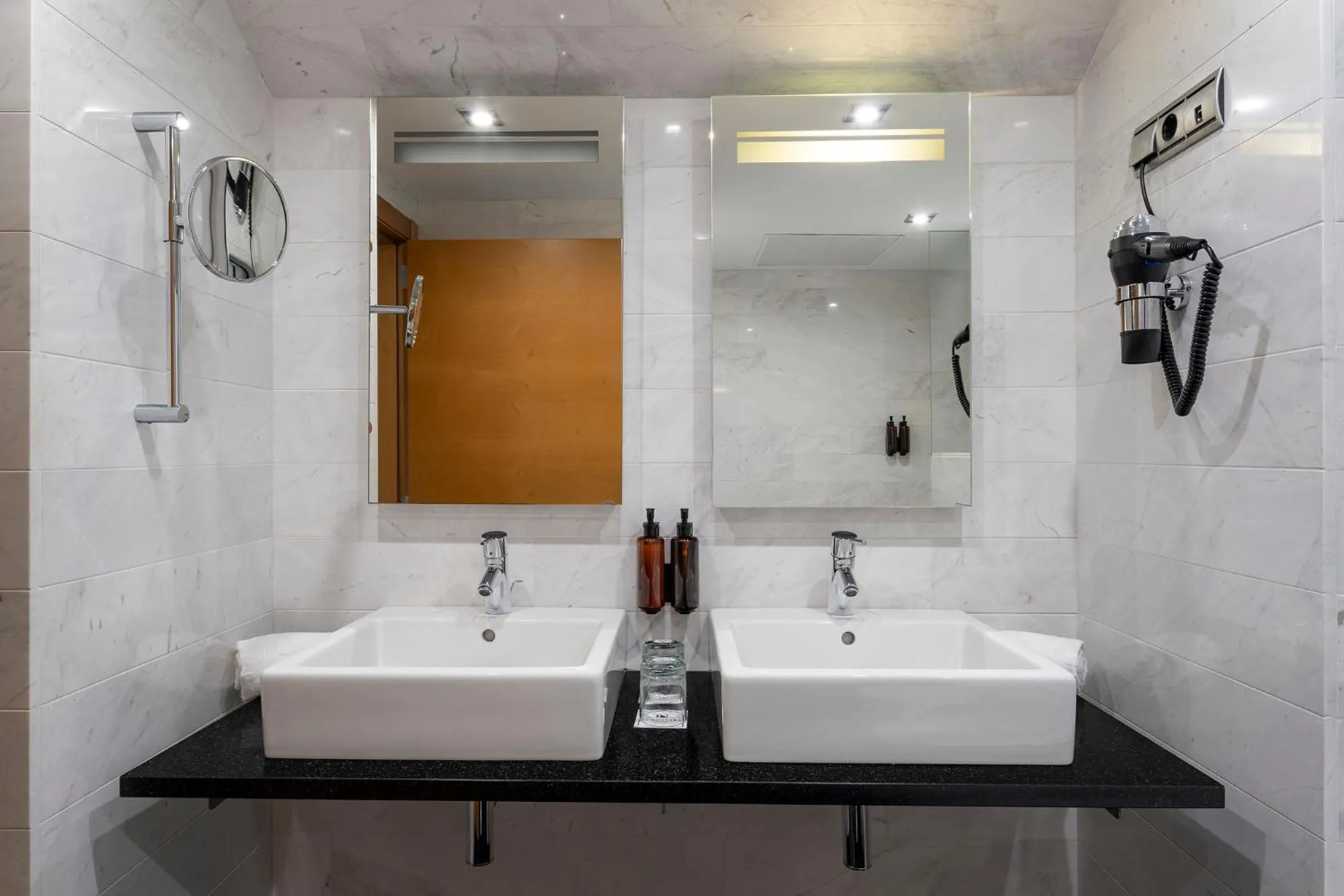 Bathroom in Hotel Indautxu