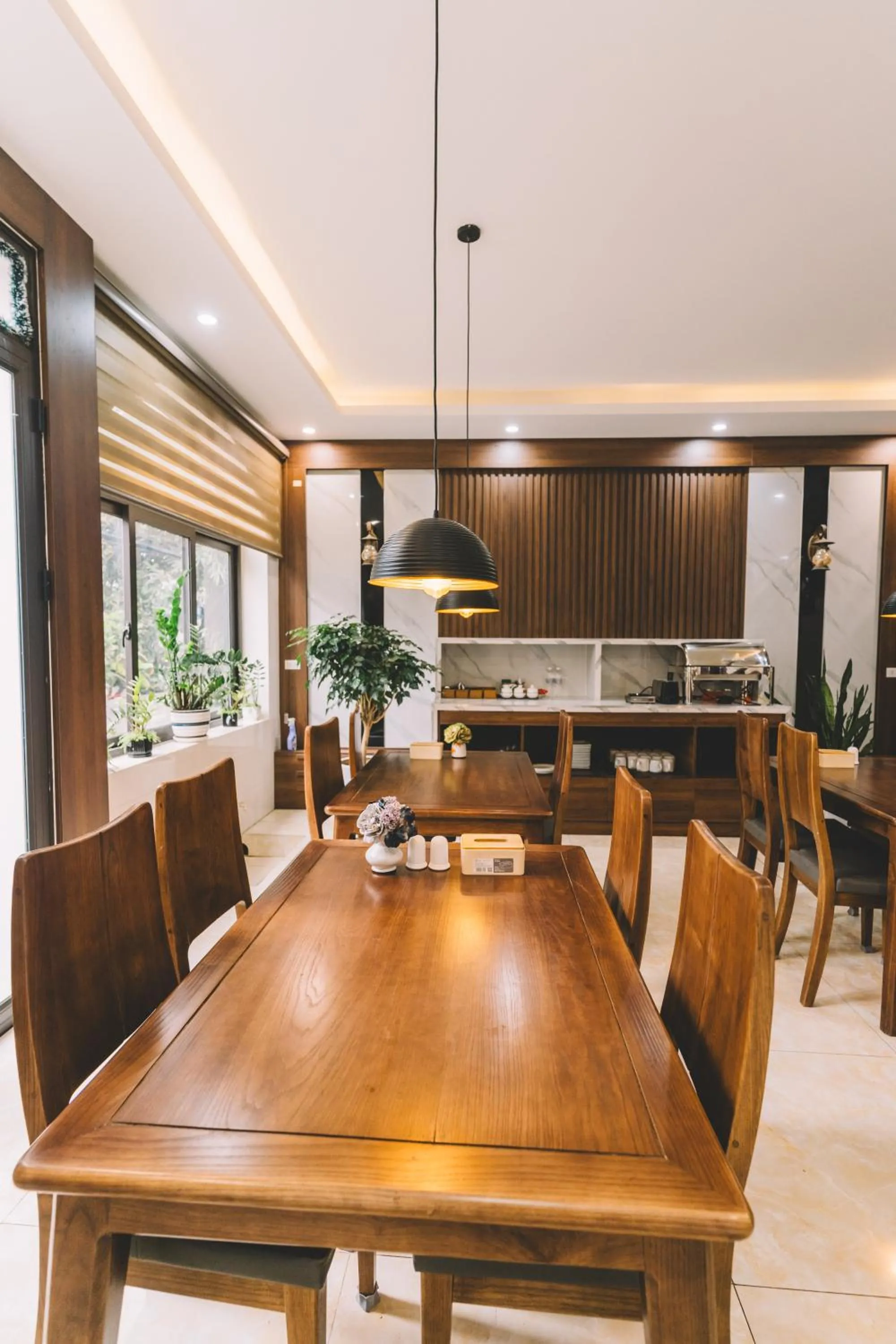 Kitchen or kitchenette in Tamcoc Catalina Hotel