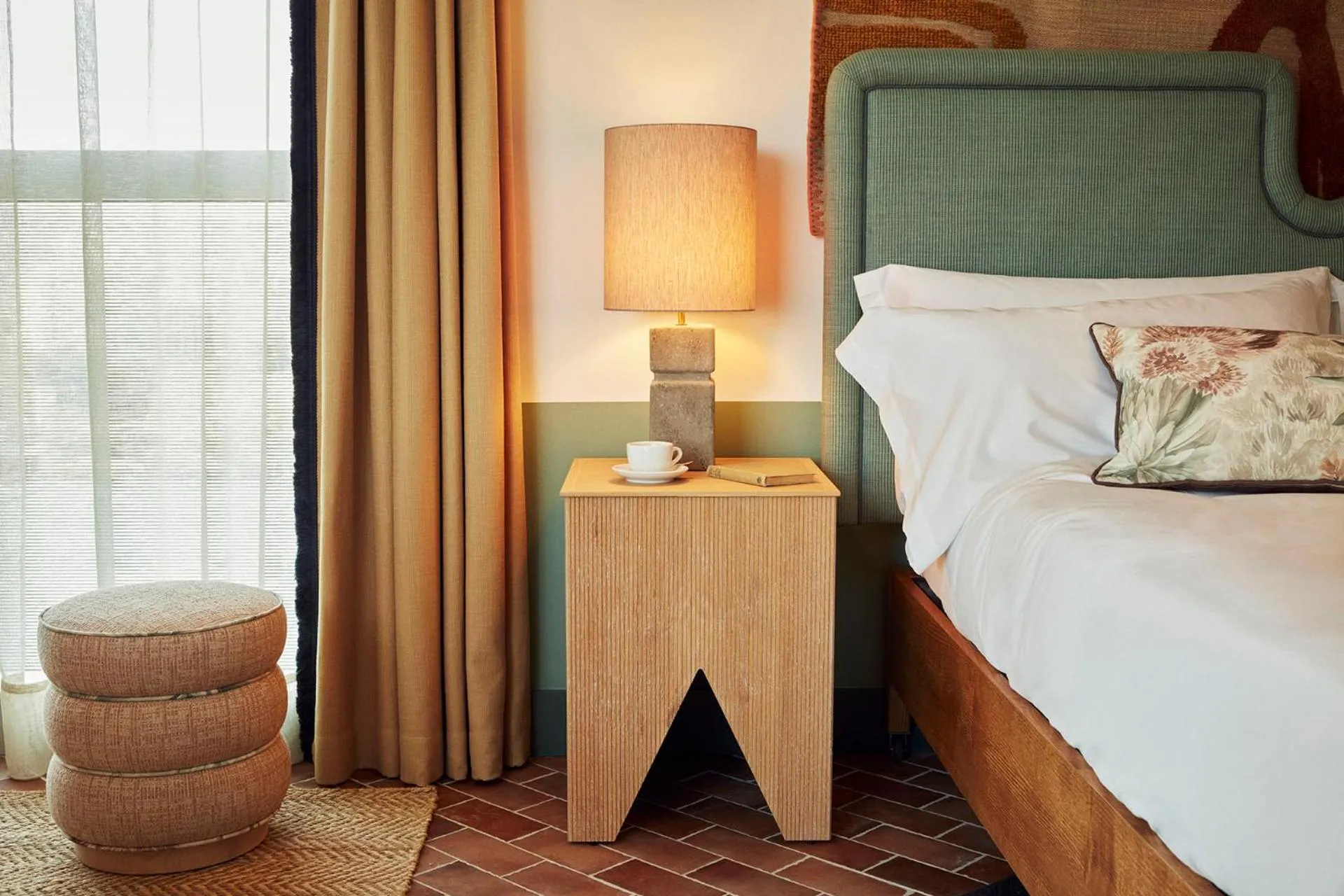 Bedroom, Bed in The Hoxton, Poblenou