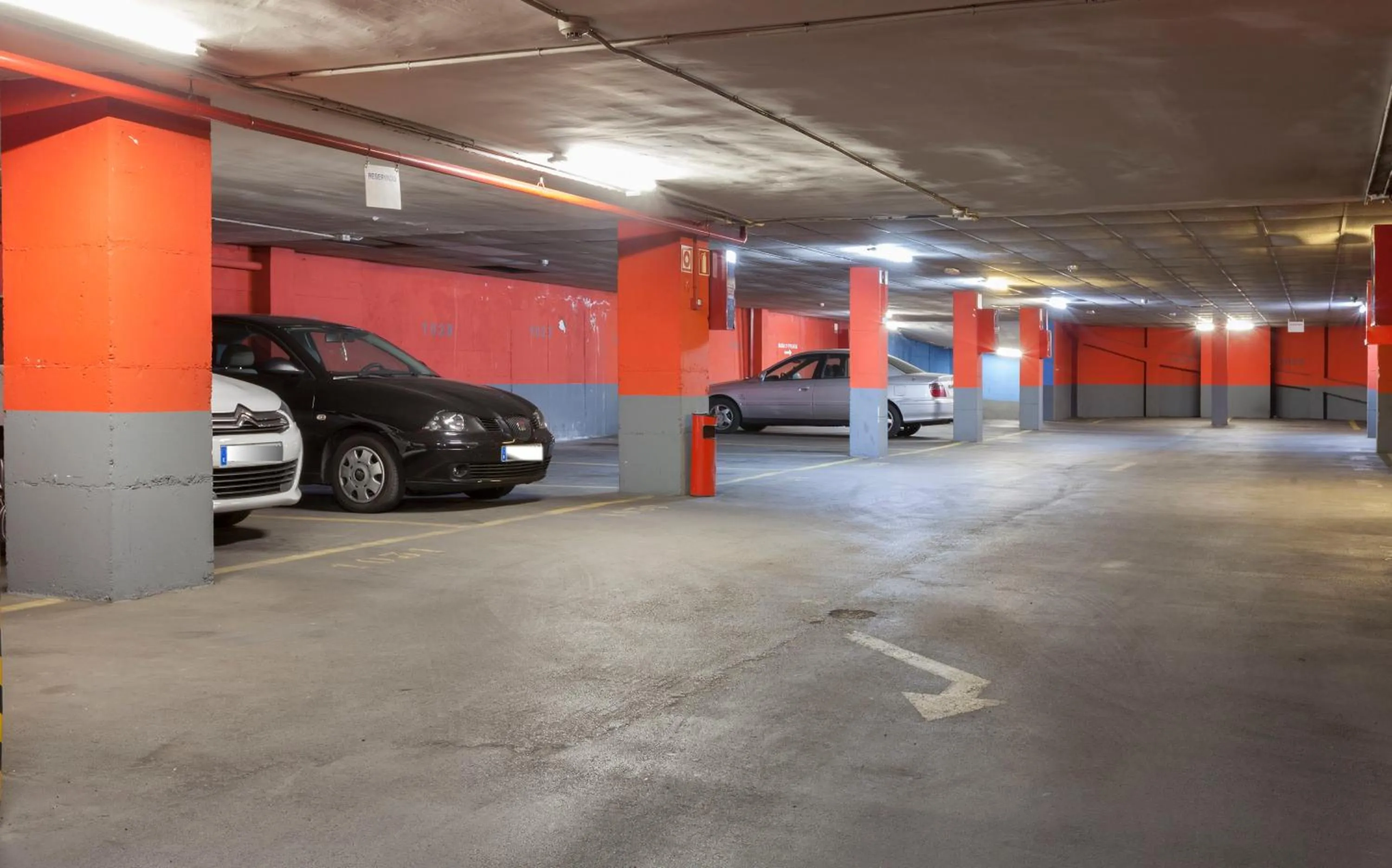 Property building in Porcel Torre Garden