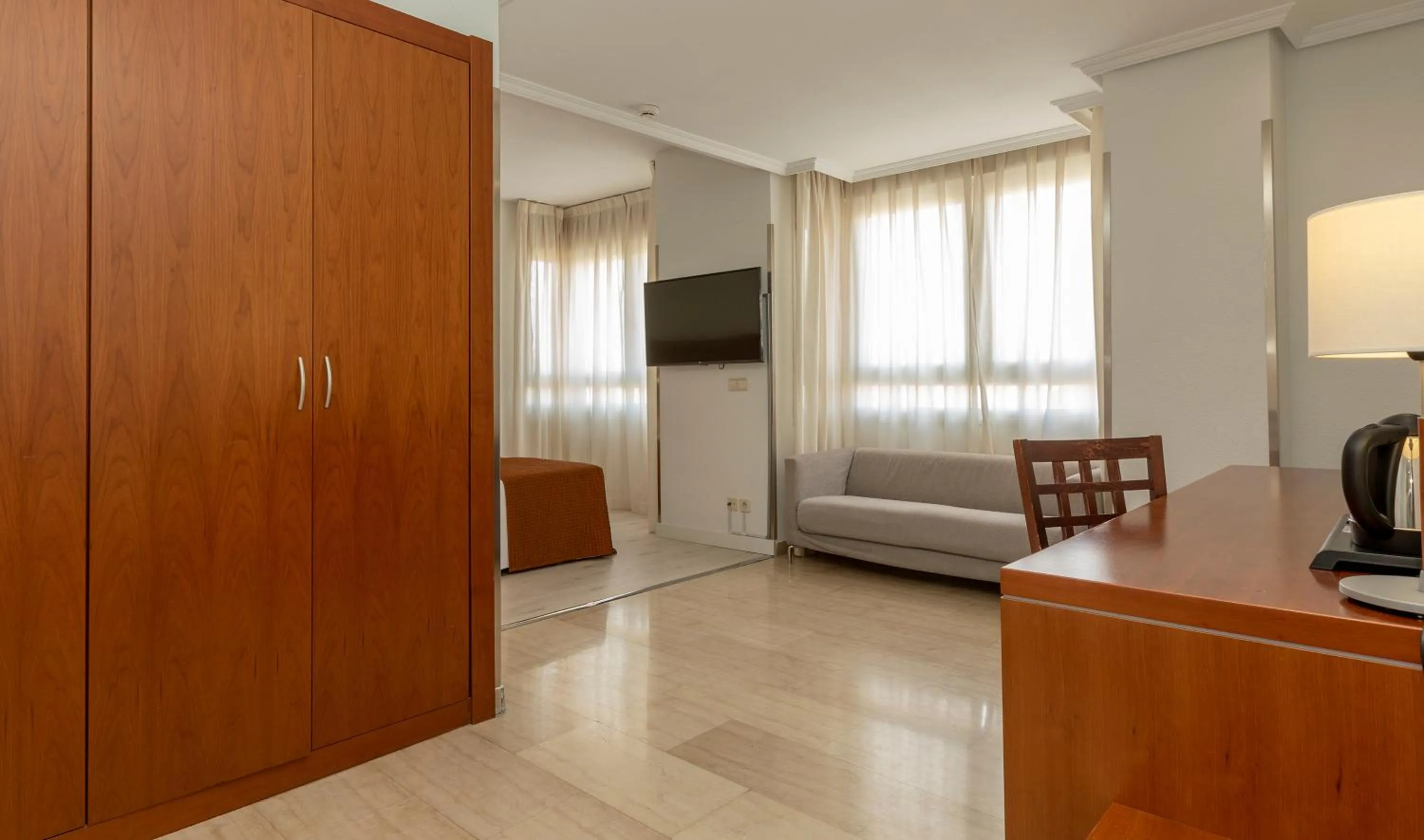 Photo of the whole room in Porcel Torre Garden