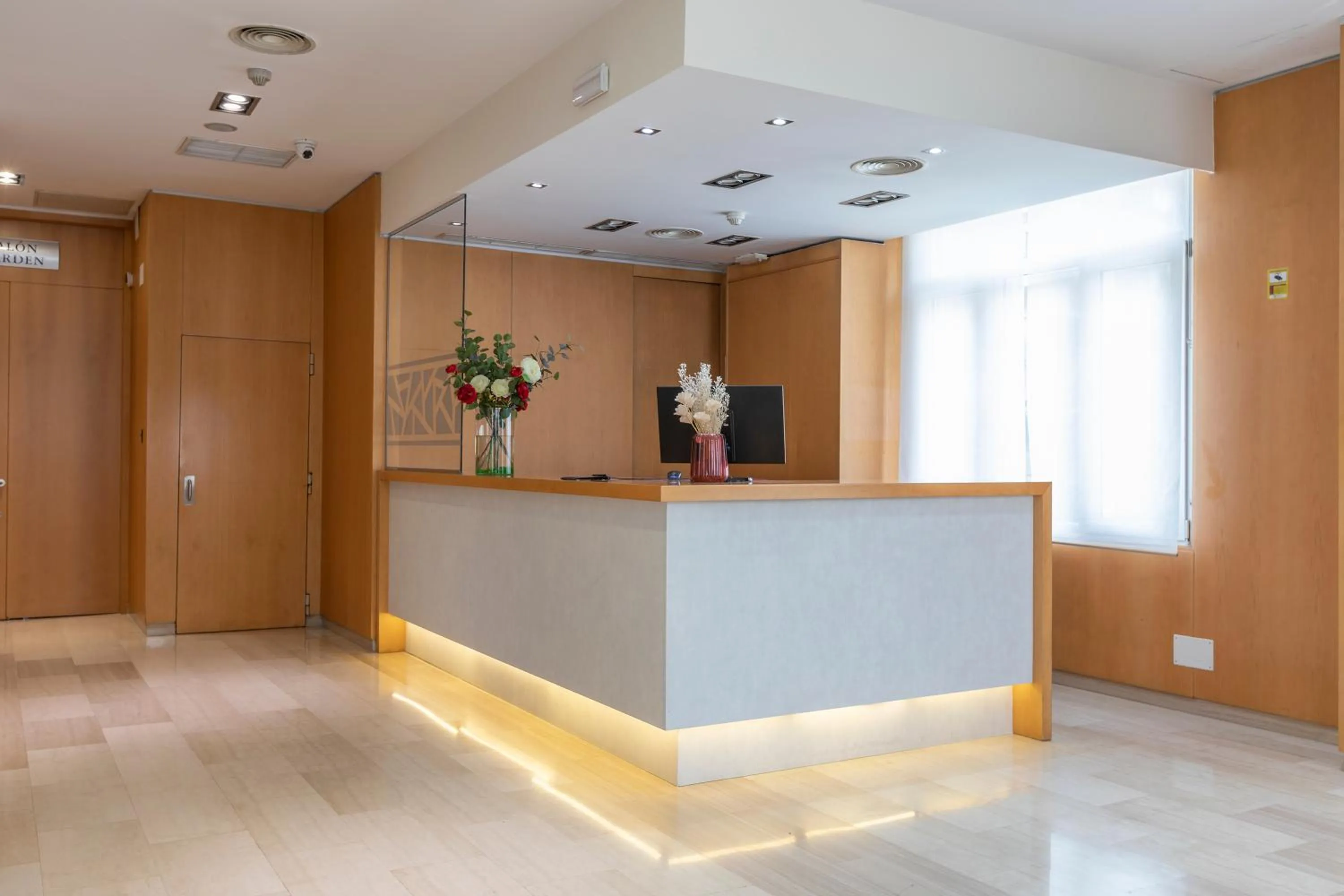 Lobby or reception in Porcel Torre Garden