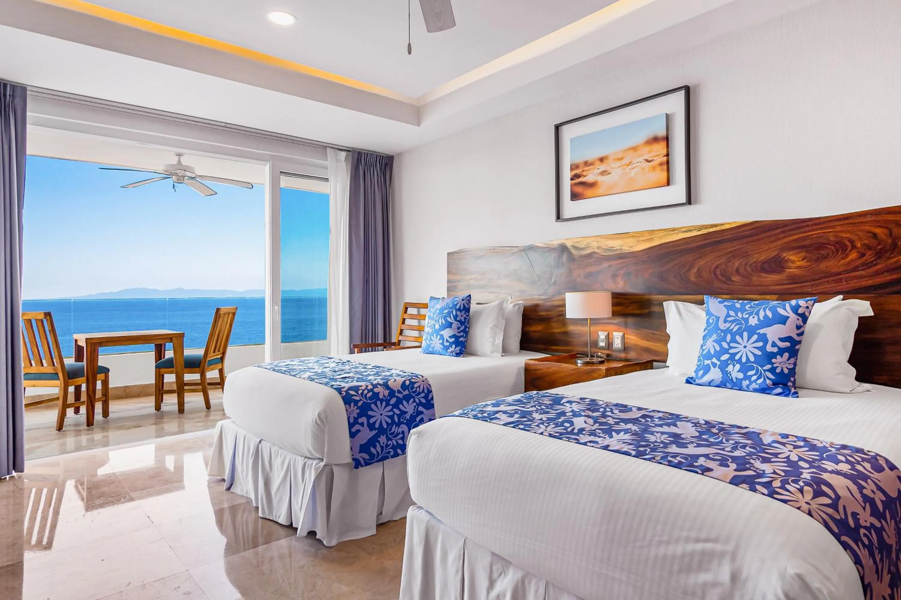 Bed in Blue Horizon 603