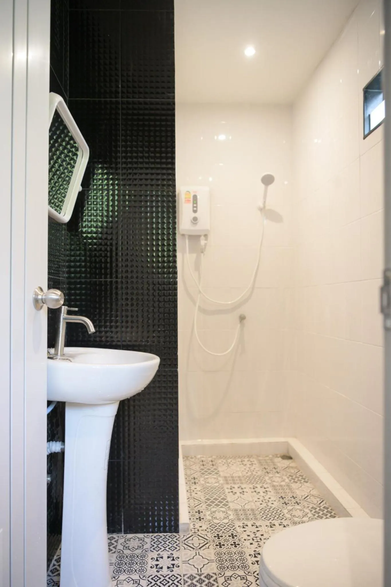 Shower in Nap77 Salaya