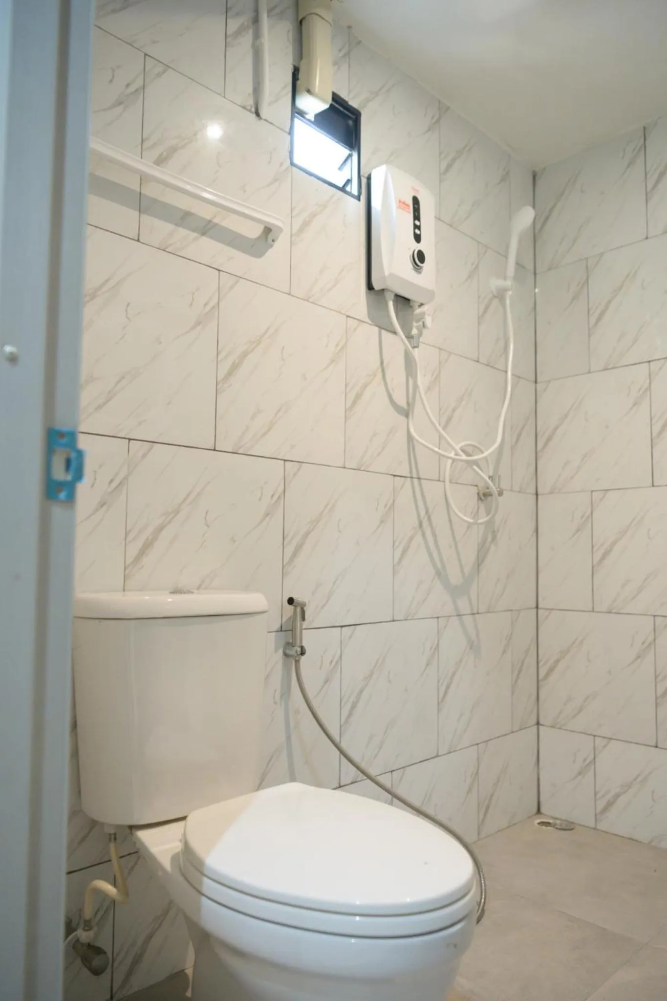 Shower in Nap77 Salaya