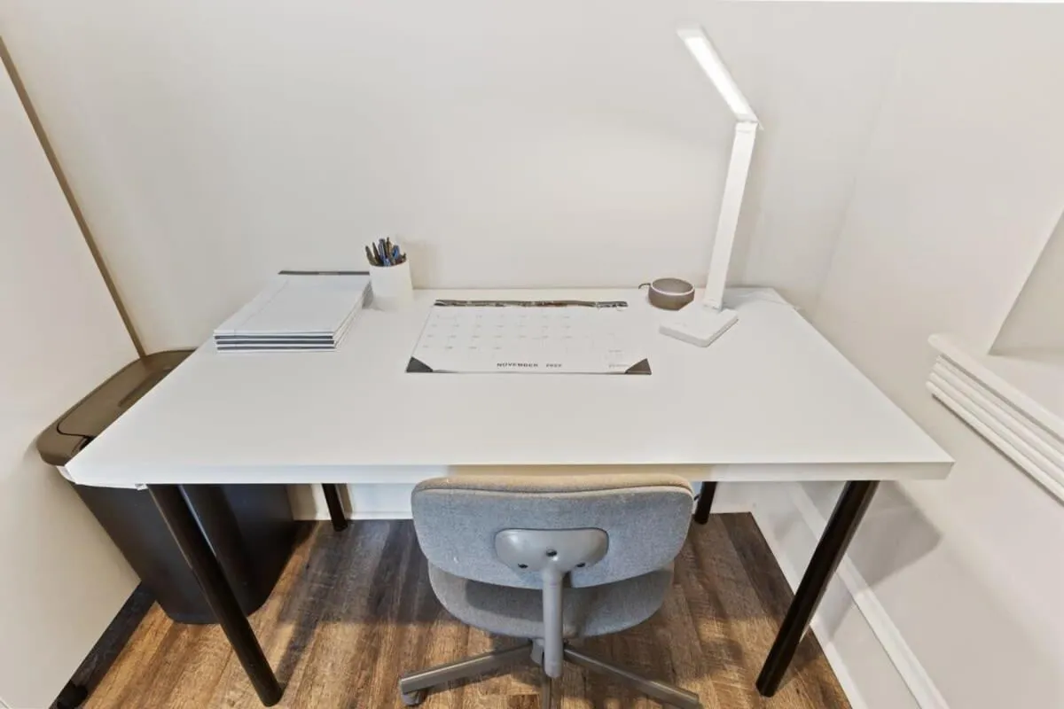 Steps from the Beach Spacious Modern 4BR 2BA Apt