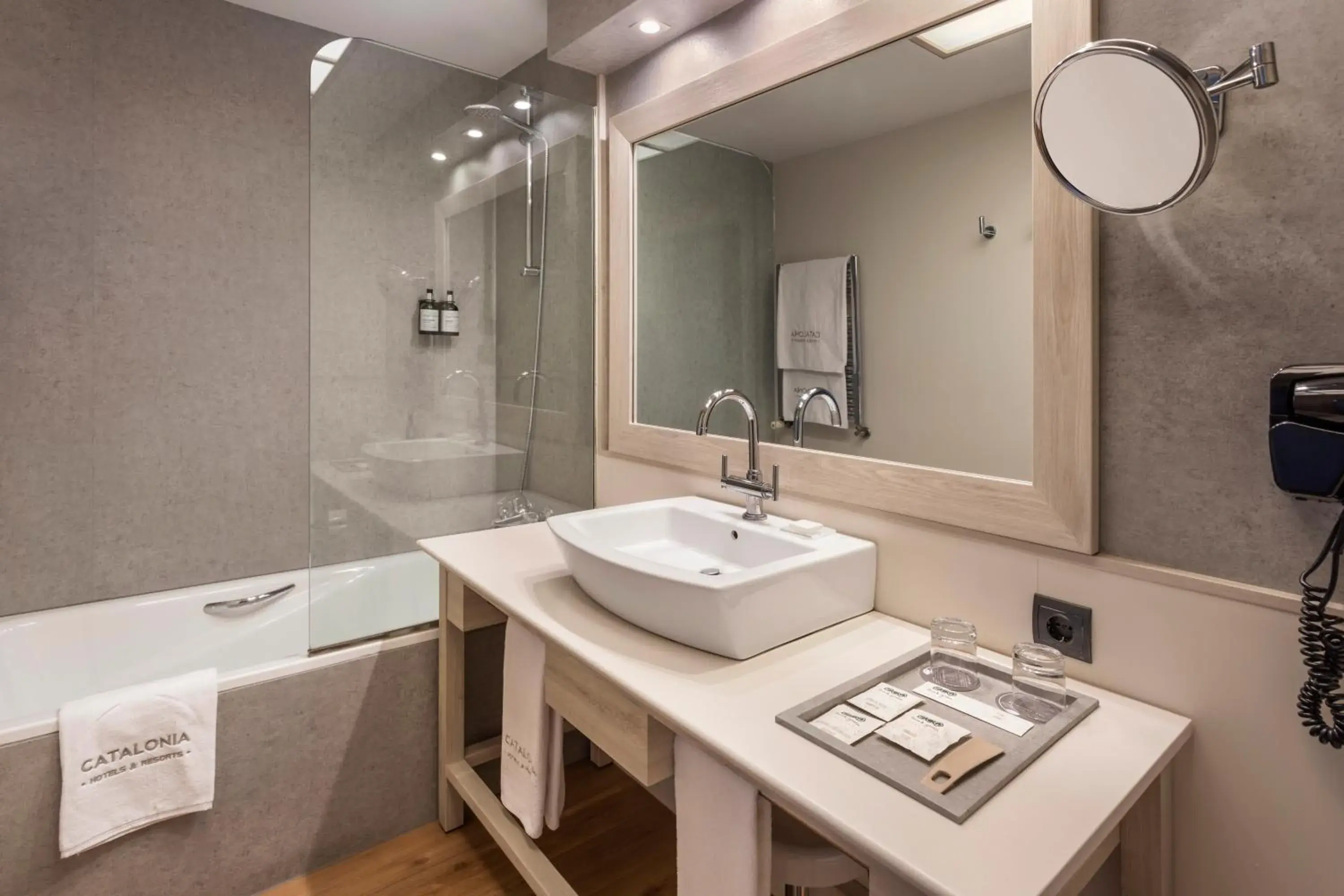 Double or Twin Room in Catalonia Goya Double or Twin Room in Catalonia Goya