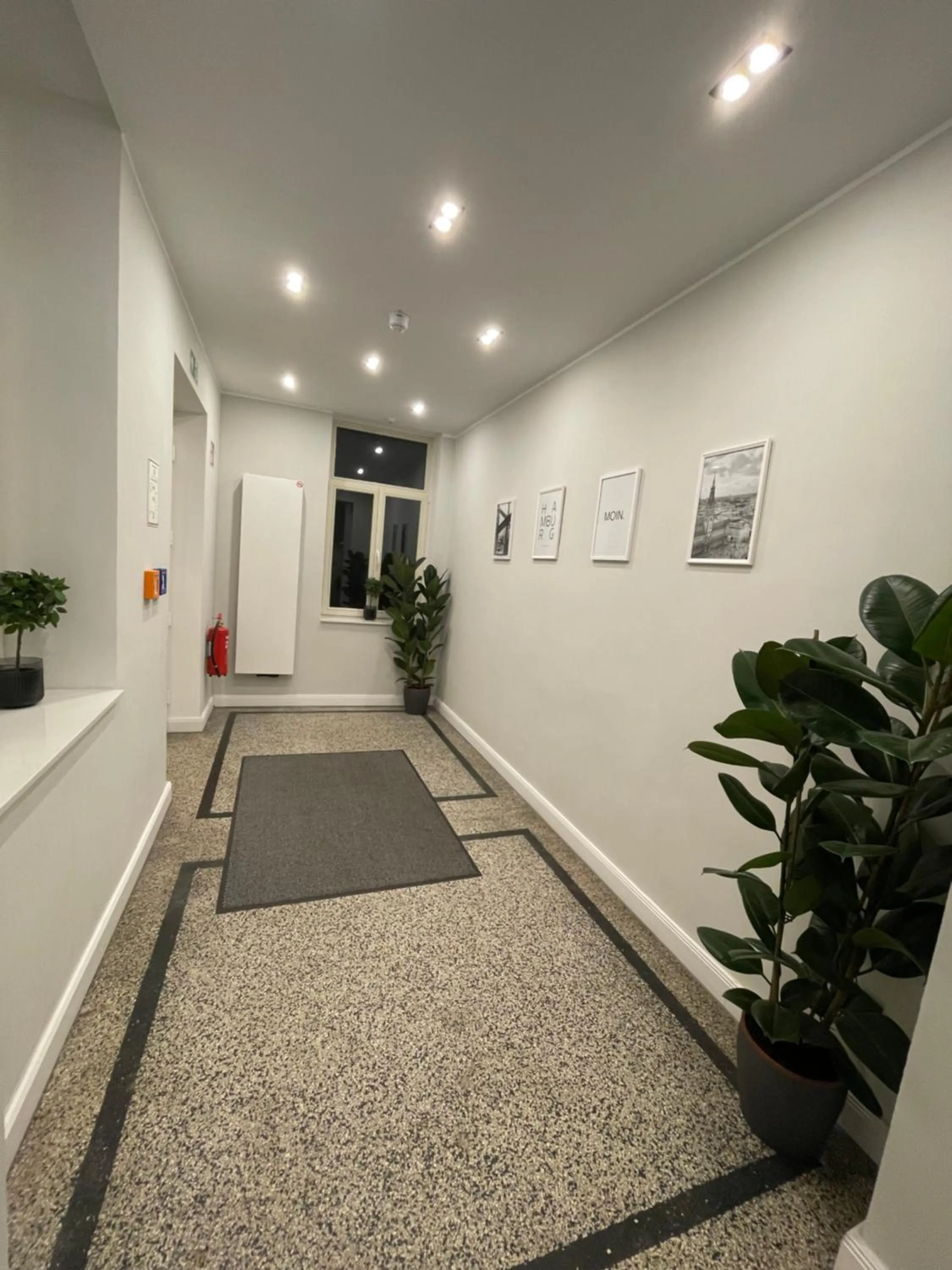 Facade/entrance in Ahoi Hostel