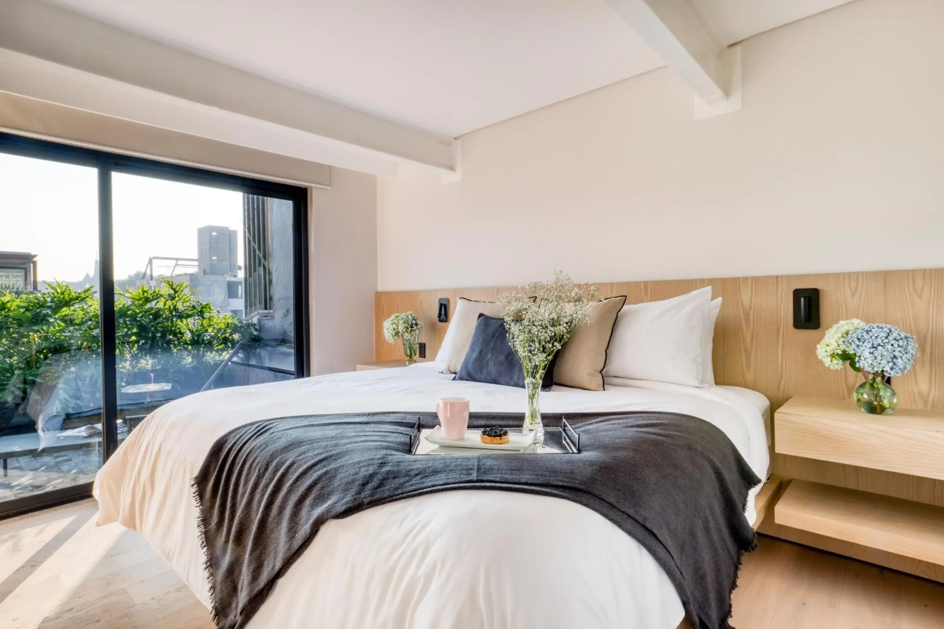 Apartment with Huge Terrace in ULIV Edgar Allan Poe Apartment with Huge Terrace in ULIV Edgar Allan Poe