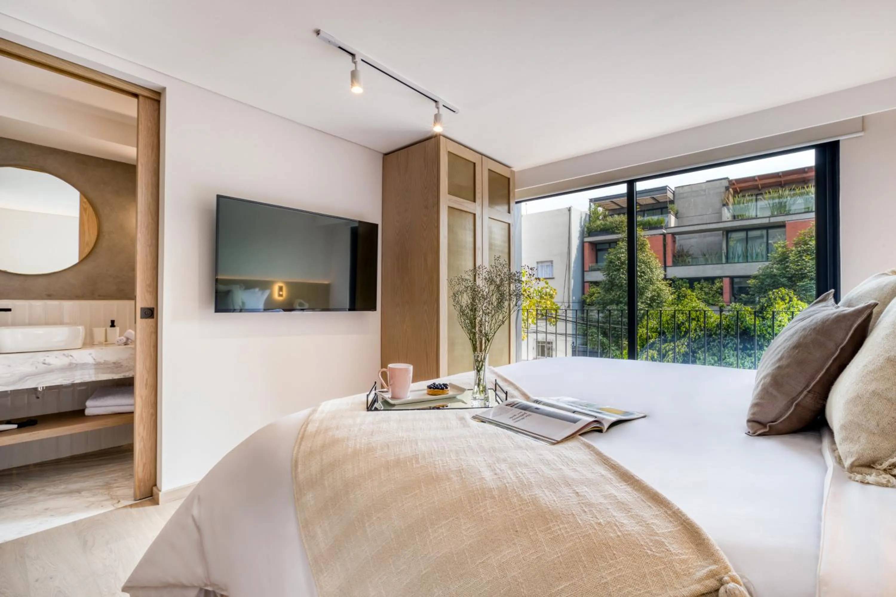 Bed in ULIV Edgar Allan Poe