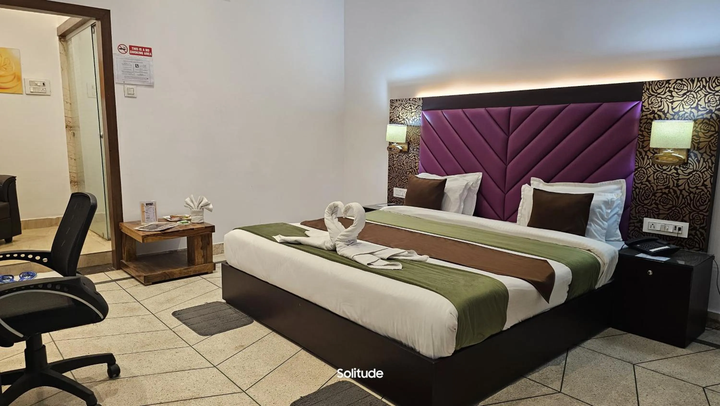 Bed in SOLITUDE, The Boutique Hotel- Premium & Corporate Friendly