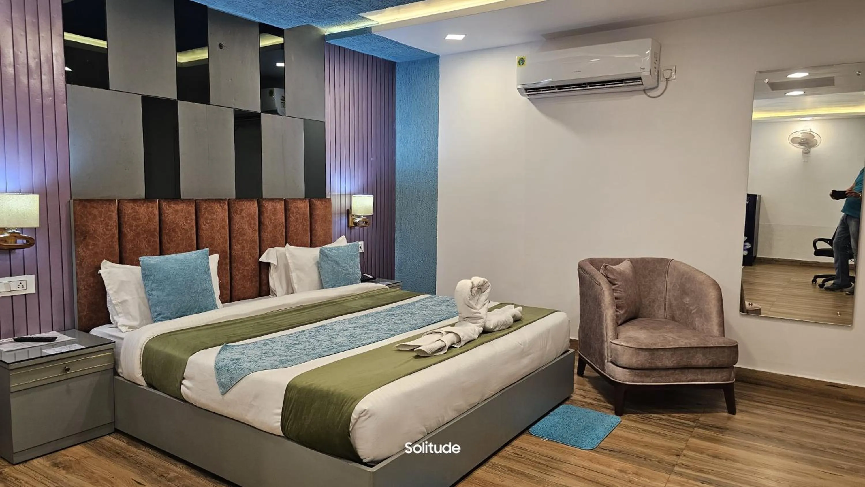 Bed in SOLITUDE, The Boutique Hotel- Premium & Corporate Friendly