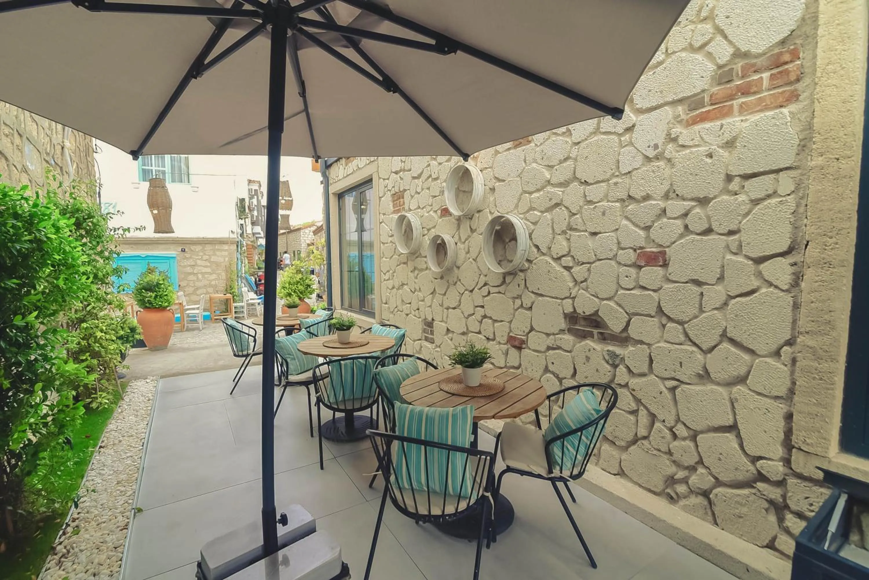 Seating area in Sulty's Avlu