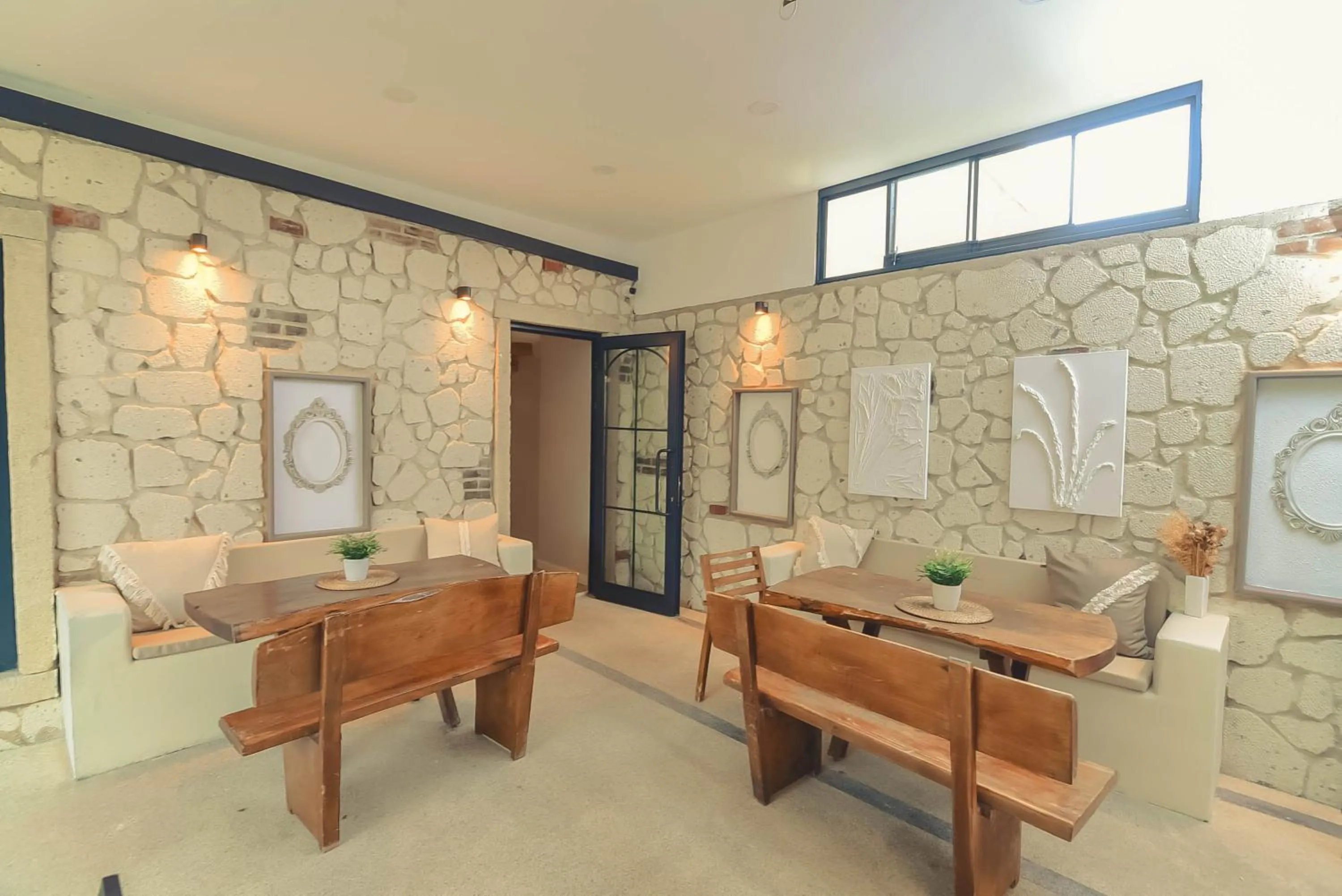 Seating area in Sulty's Avlu