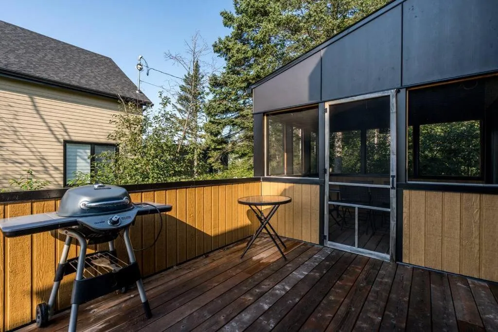 Patio in Initial / Mano / MSA