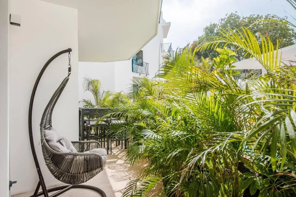 Neem 21 NILAY, Elegant Apartment 10 min from the Beach