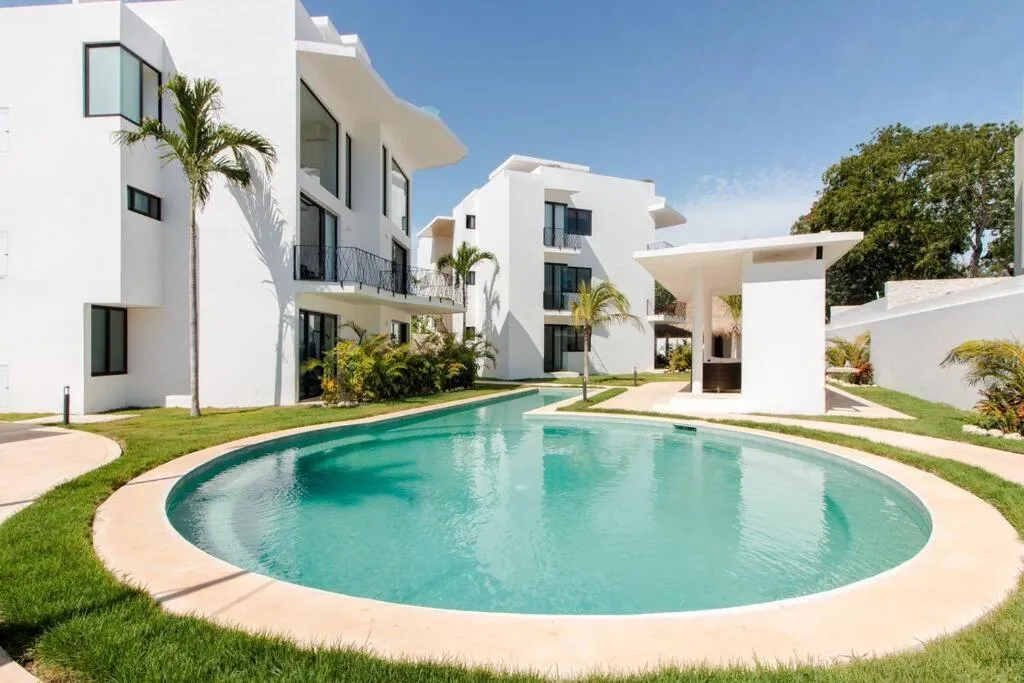 Neem 21 NILAY, Elegant Apartment 10 min from the Beach