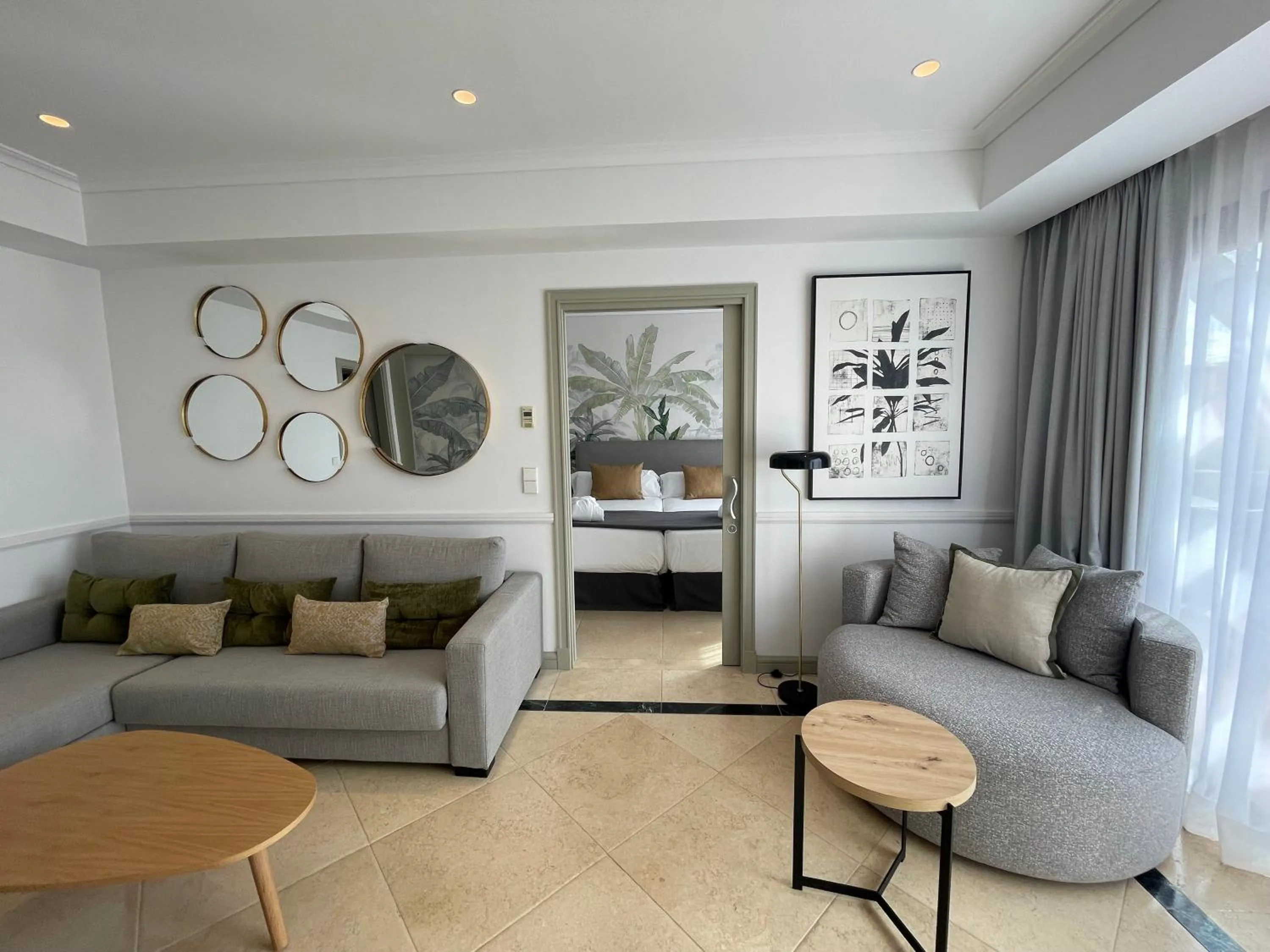 Seating area in Gran Hotel Guadalpín Banus