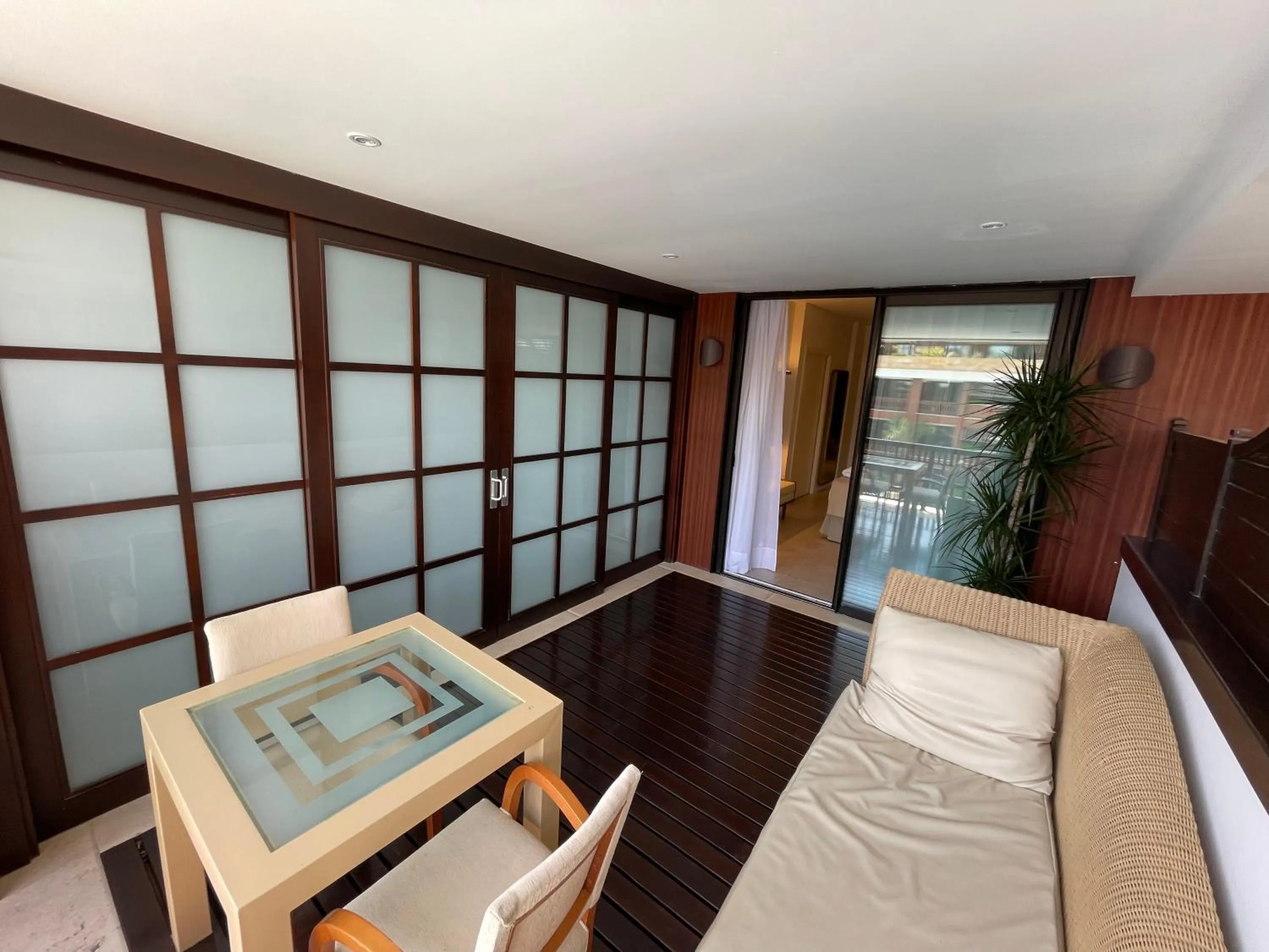 Living room, Bed in Gran Hotel Guadalpín Banus