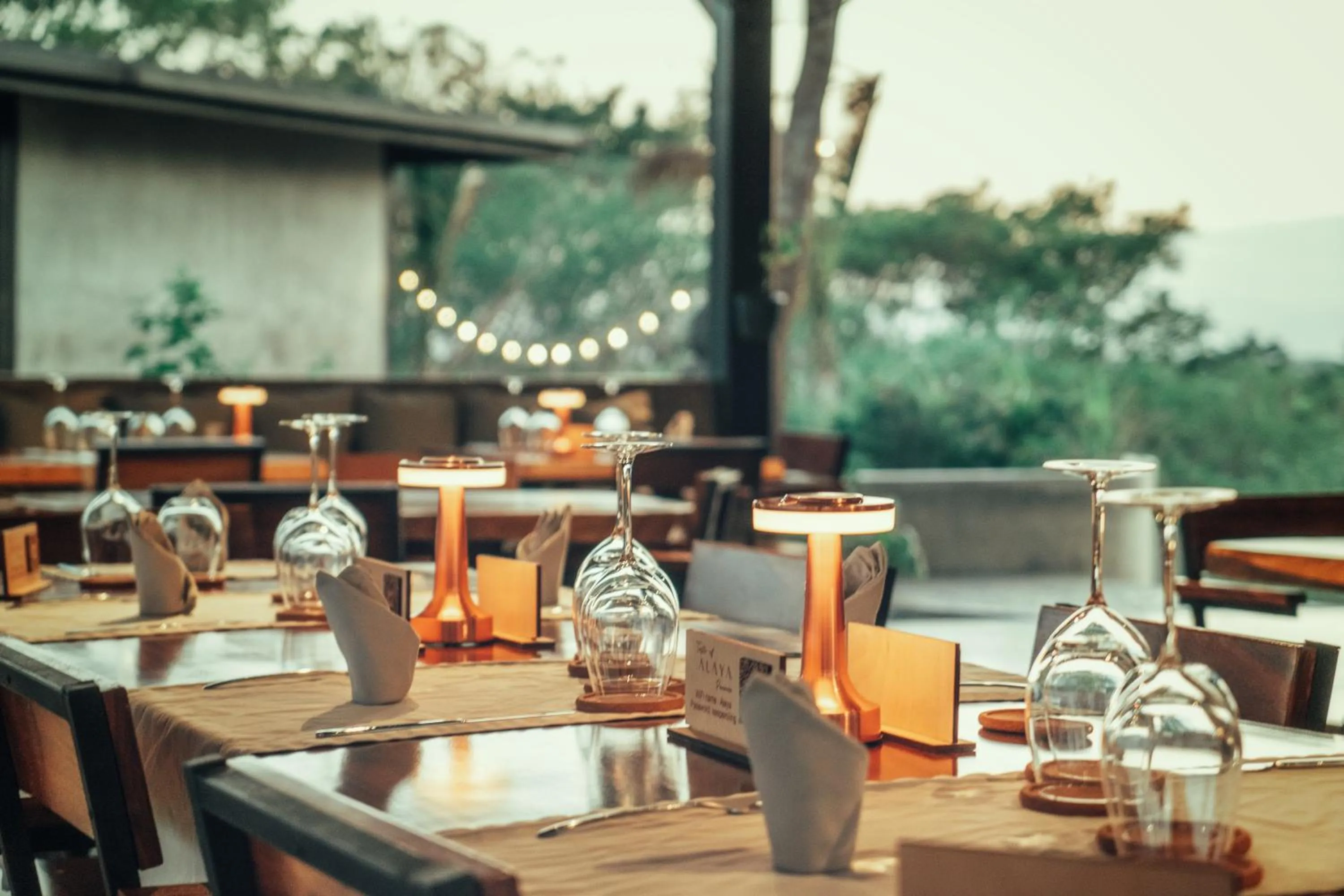 Food and drinks in Alaya Yoga & Surf & Retreat