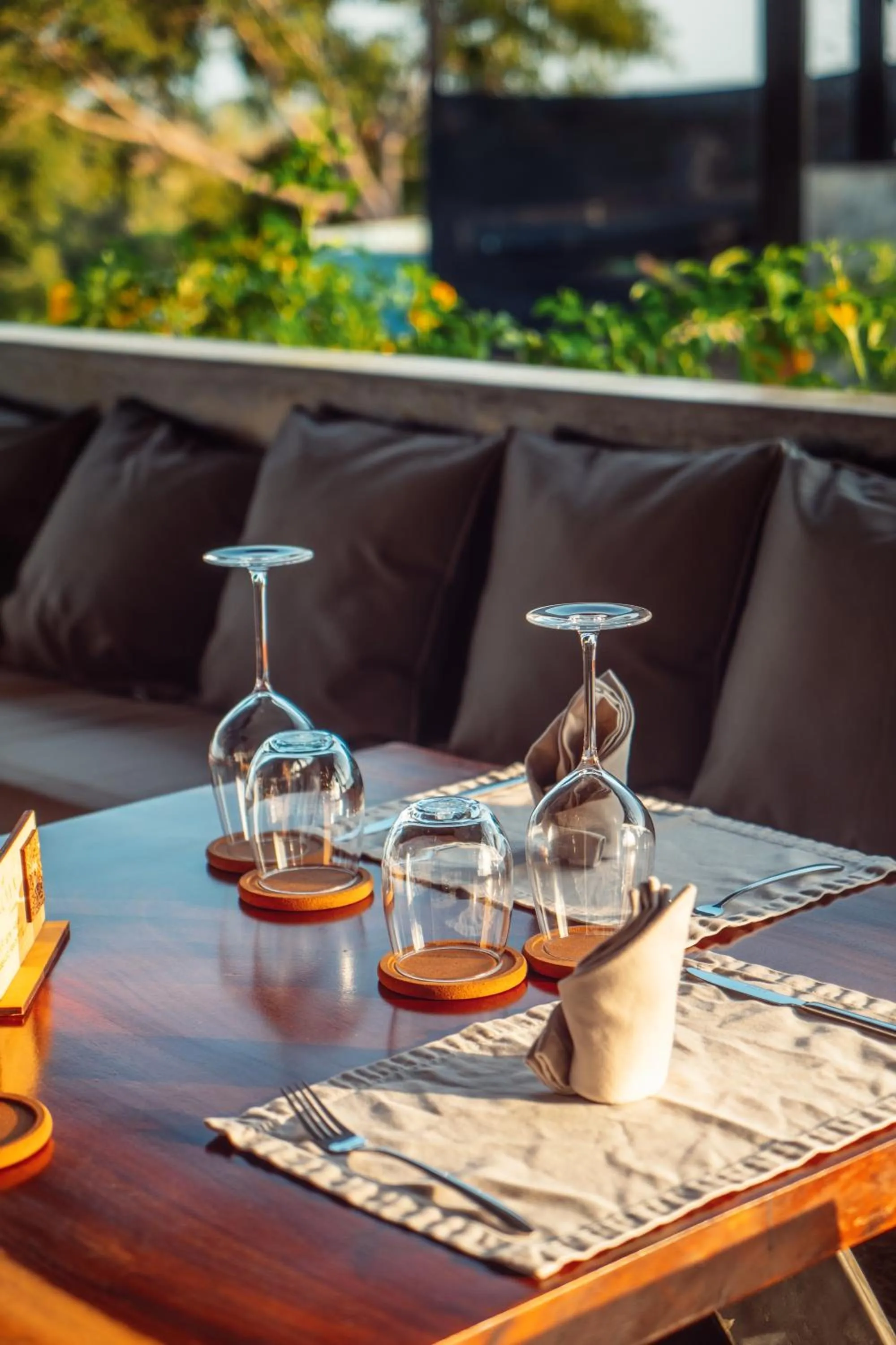 Food and drinks in Alaya Yoga & Surf & Retreat