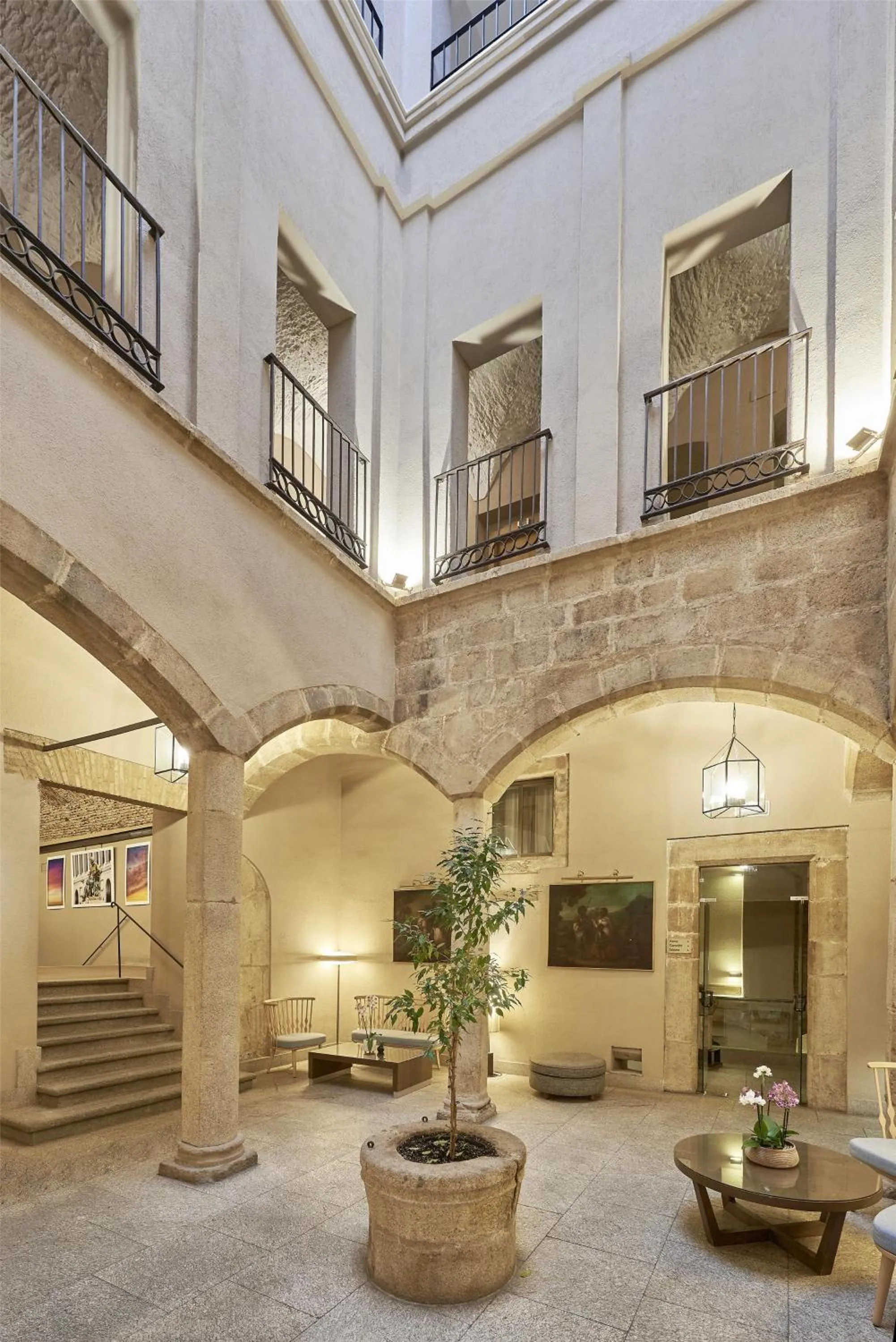 Sports in NH Collection Cáceres Palacio de Oquendo