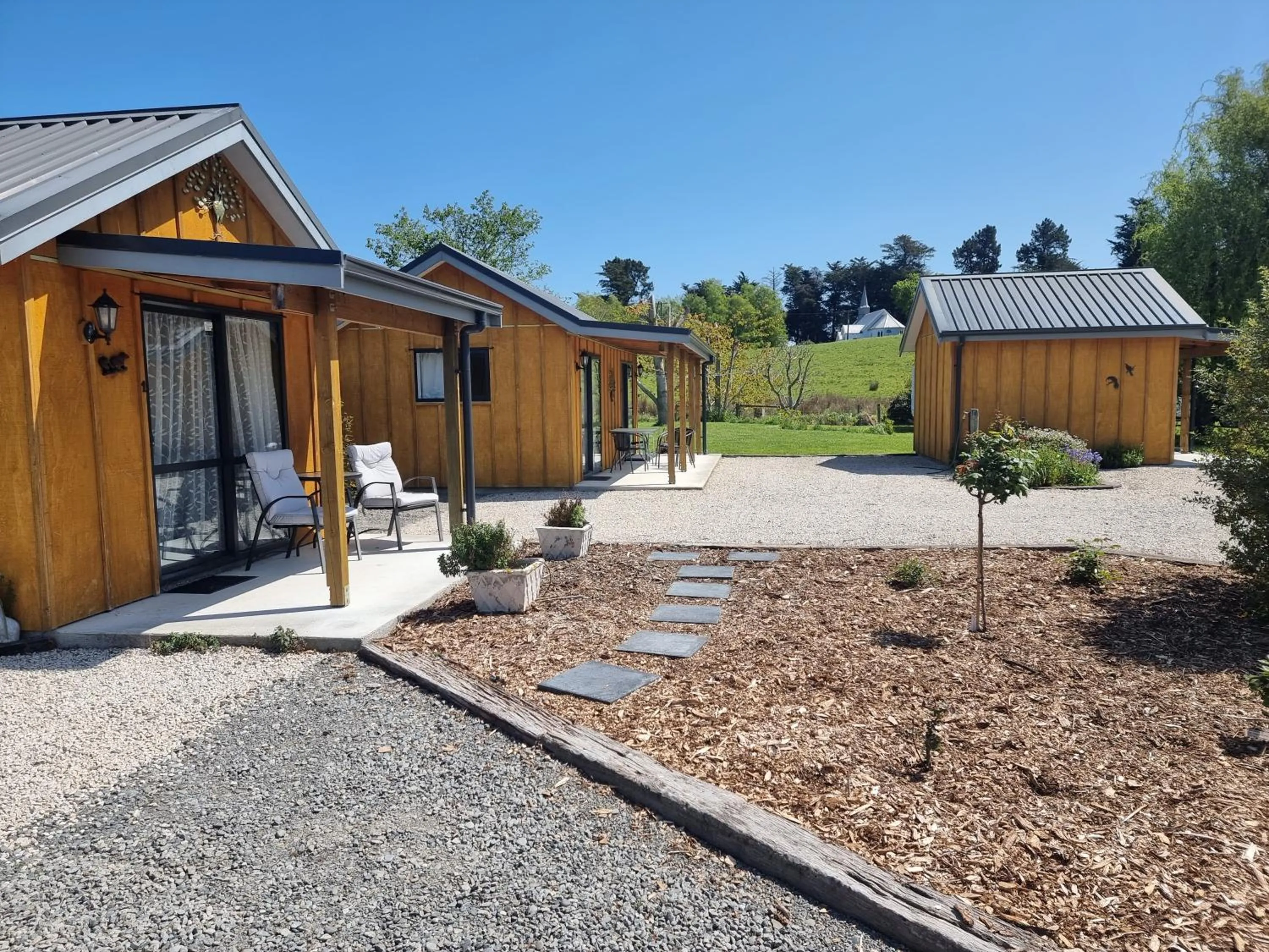 Property building in Cheviot Motels, Cabins and Camp